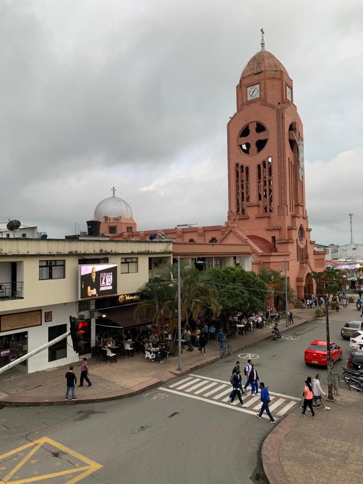 Apartamento completo cerca a panaca y parque del cafe