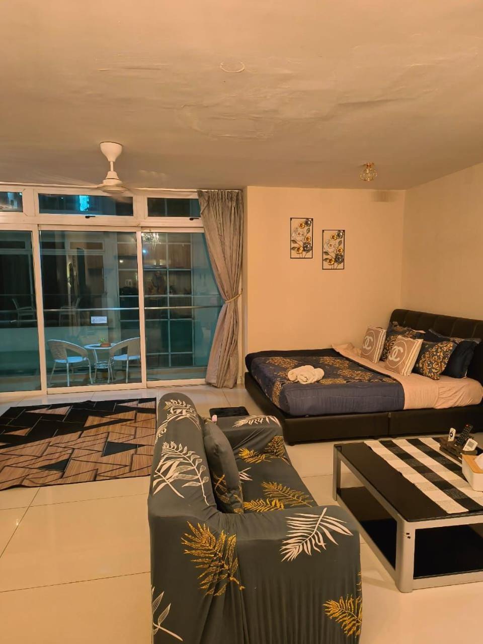 Ksl D'Esplanade Studio Apartment's 5