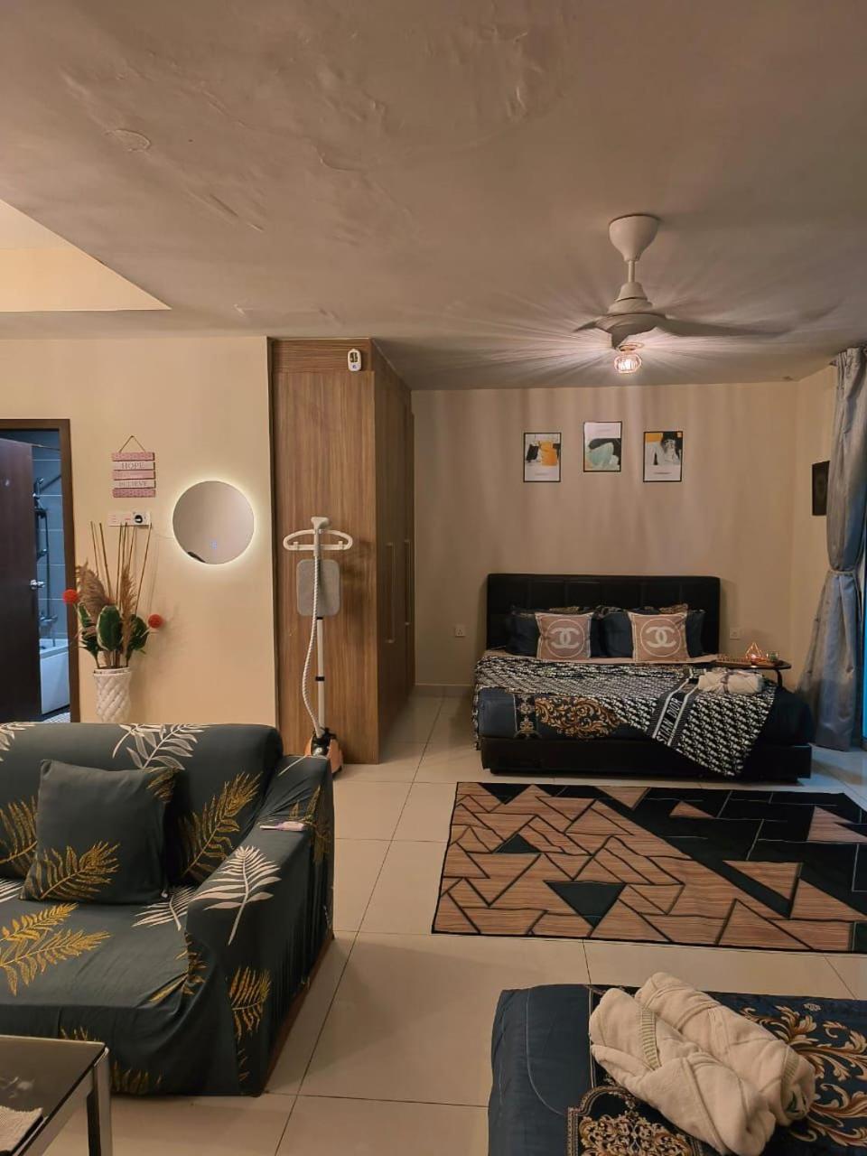 Ksl D'Esplanade Studio Apartment's 5