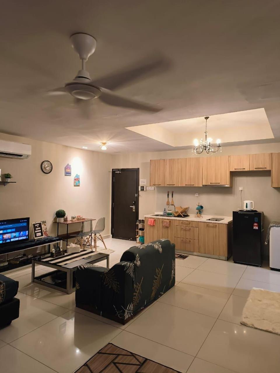 Ksl D'Esplanade Studio Apartment's 5