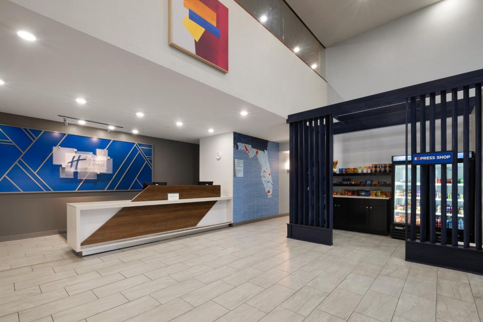 Sebring Vacations - Holiday Inn Express Suites Sebring, an IHG Hotel - Property Image 56