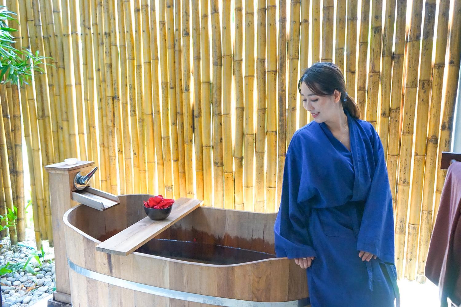 Holiday Inn Express Phuket Patong Beach Central by IHG