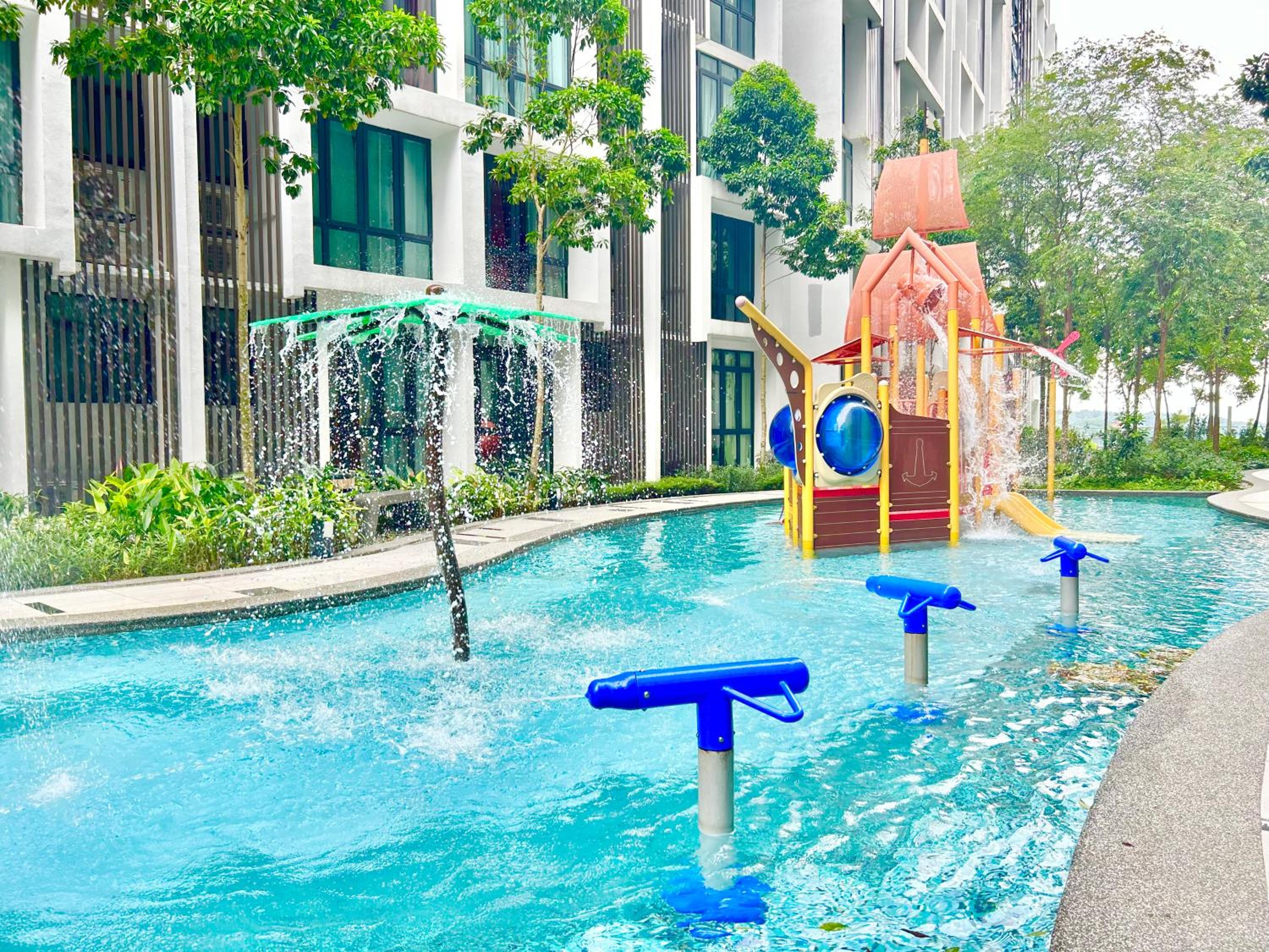 Comfort Place 1-8 Pax 3Q beds Ara Damansara Center photo 3