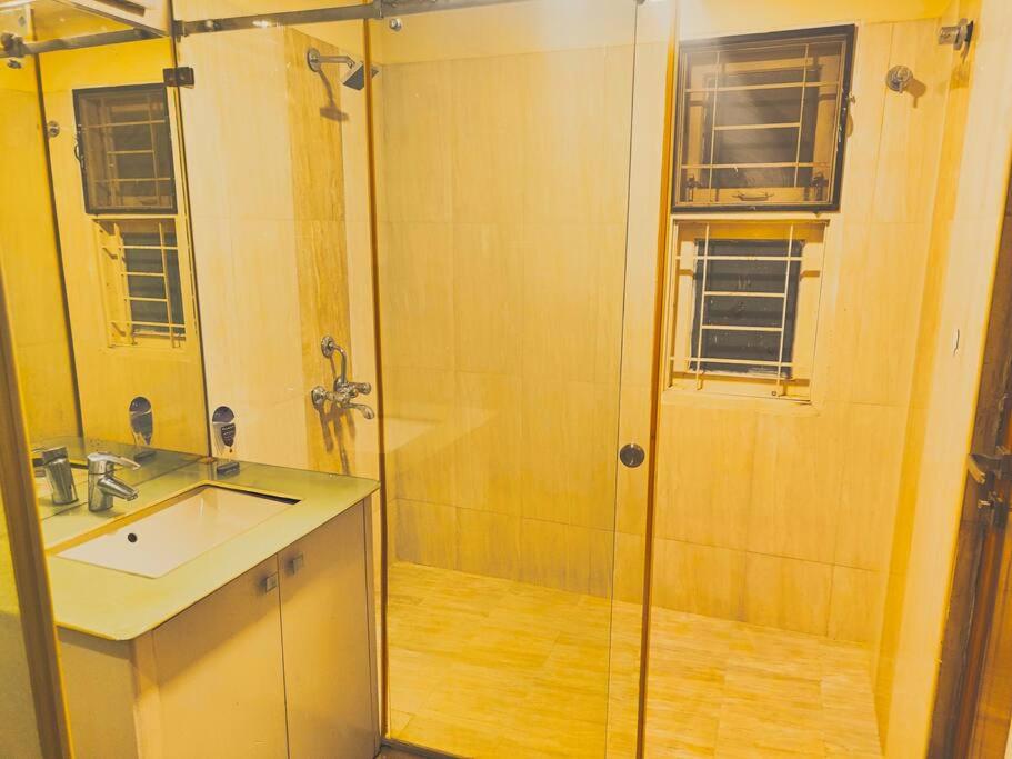 5 bhk plush independent bungalow
