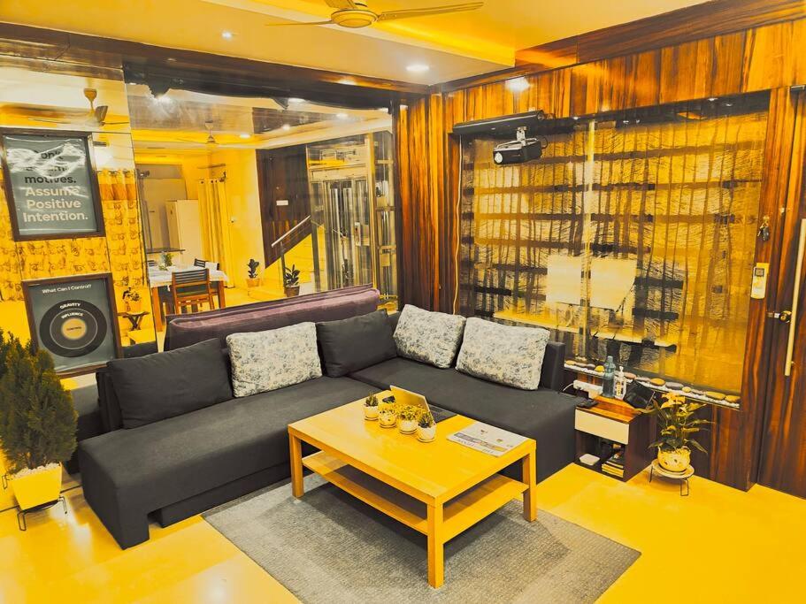 5 bhk plush independent bungalow