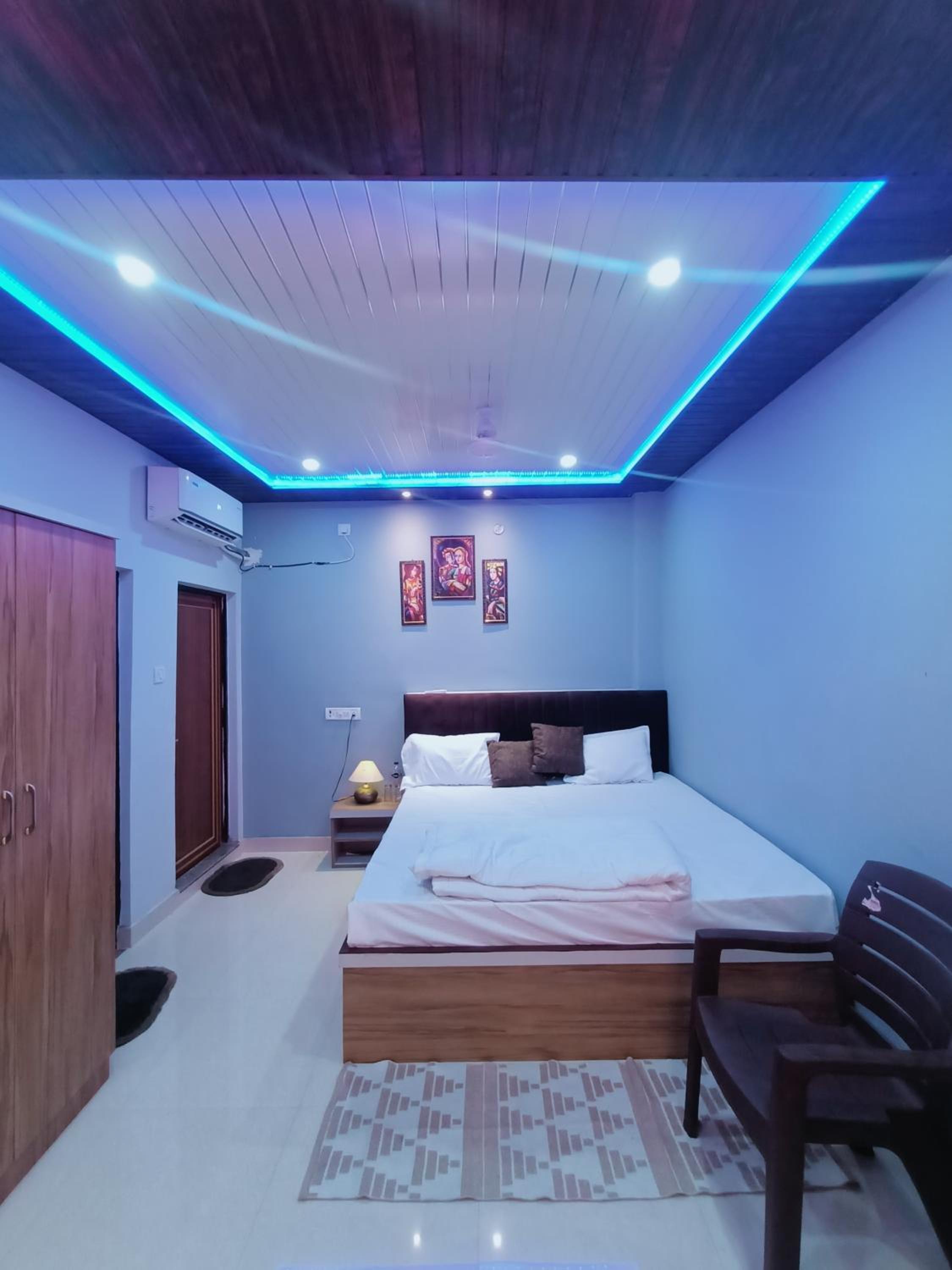 Kaushik Homestay