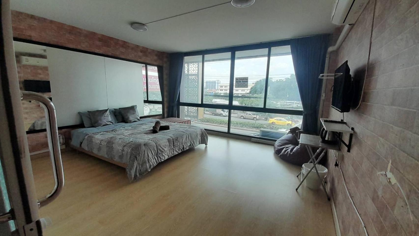 HOMEY-Sleepy Don Mueang Airport Hostel