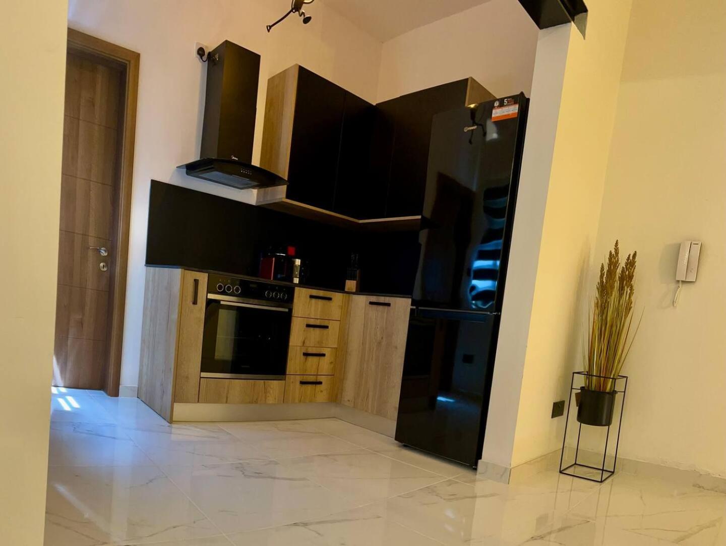 1BED Maisonette in Bugibba Square by Homely photo 4