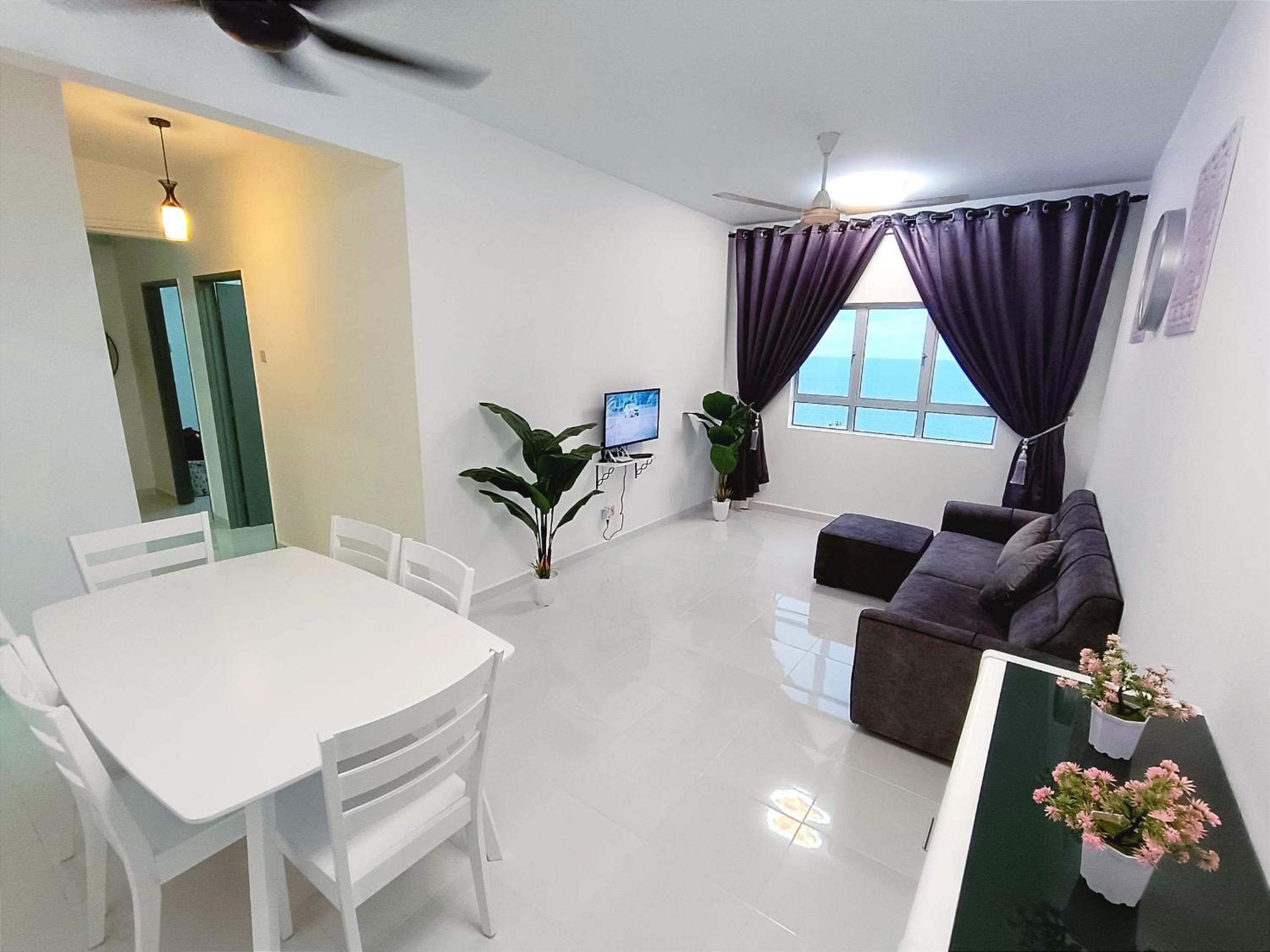 D'luna Homestay Terengganu Seaview - Ocean View photo 2