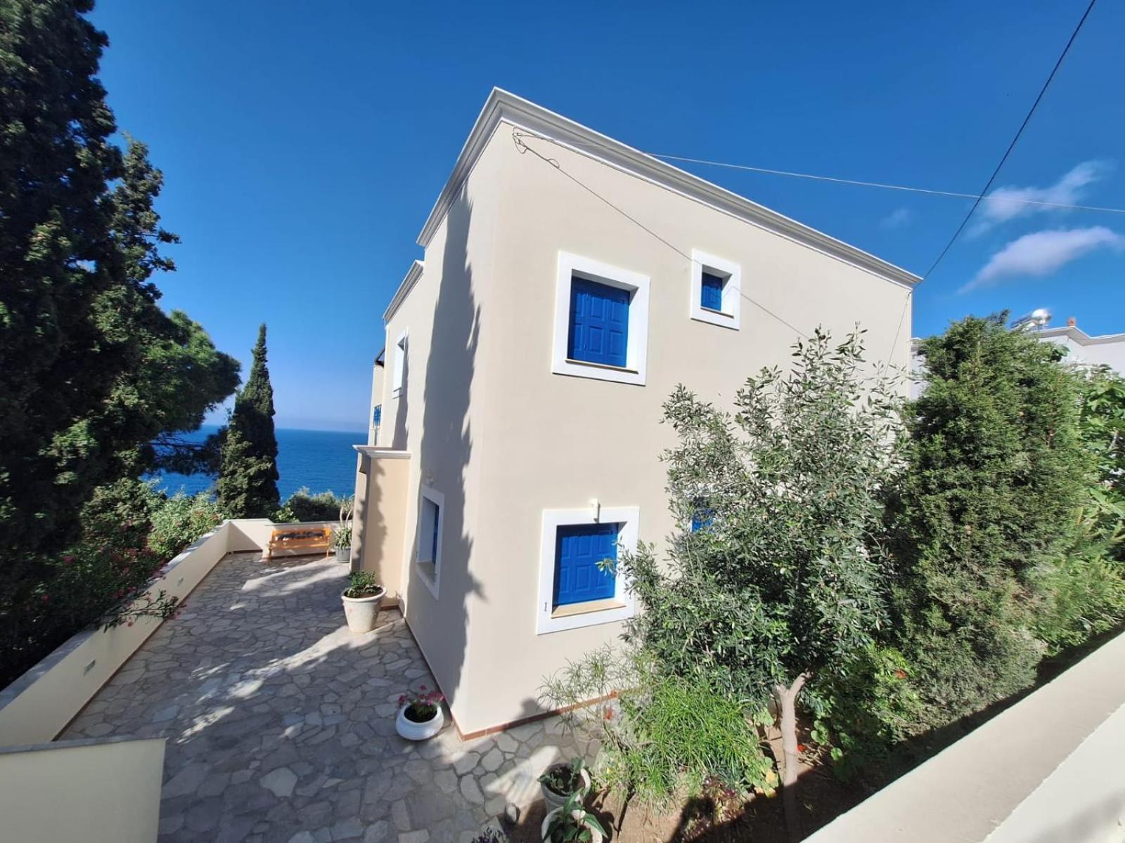 Villa Thea Kalymnos with swimming pool and sea view