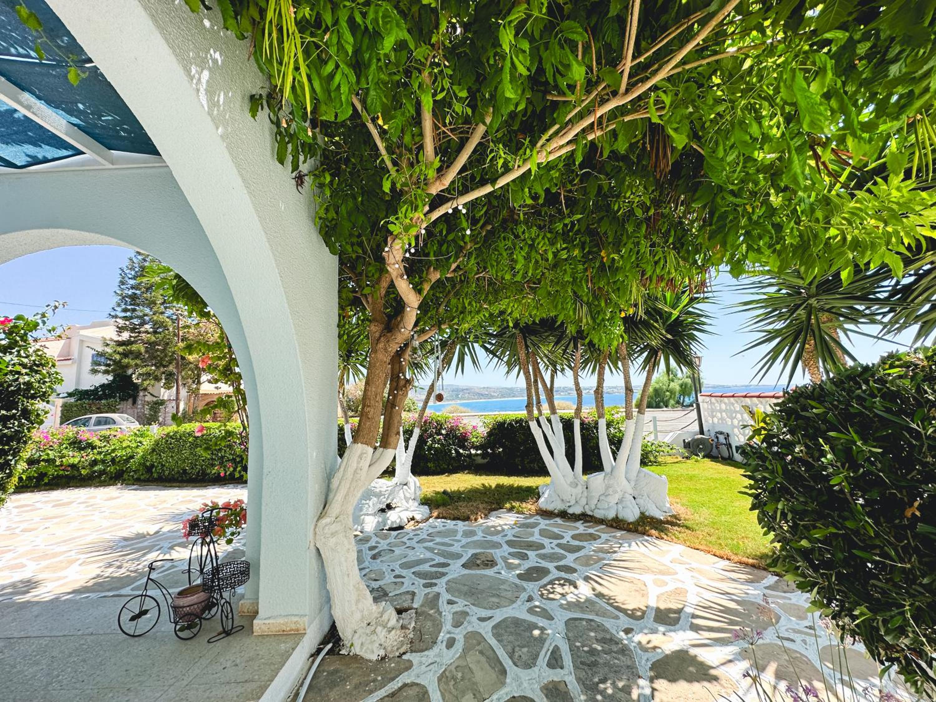 VILLA MYKONOS