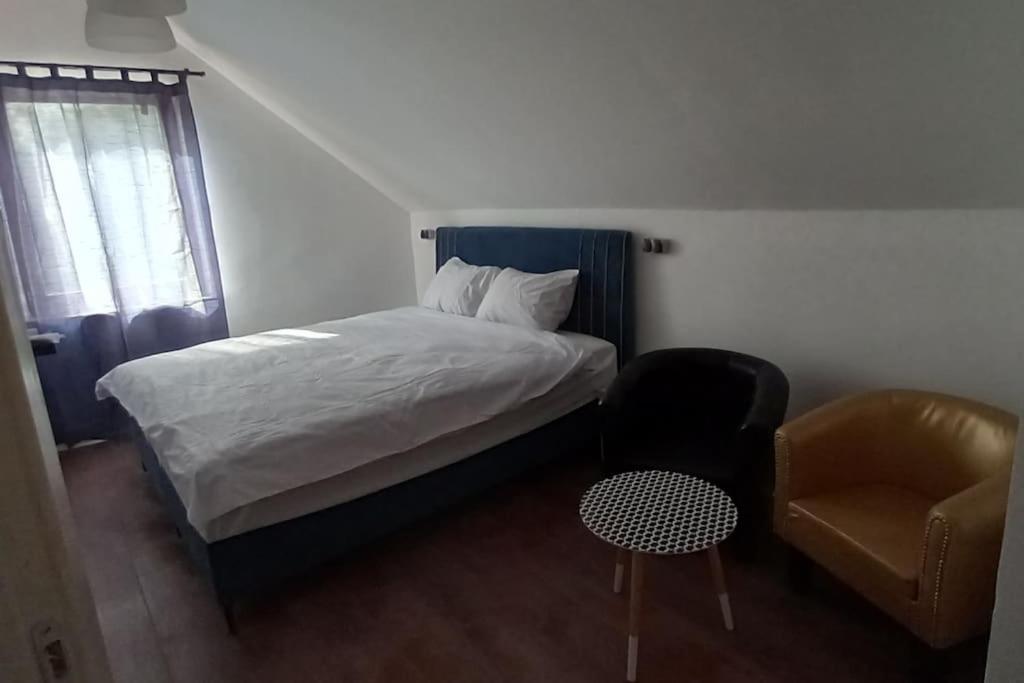 Photo 42