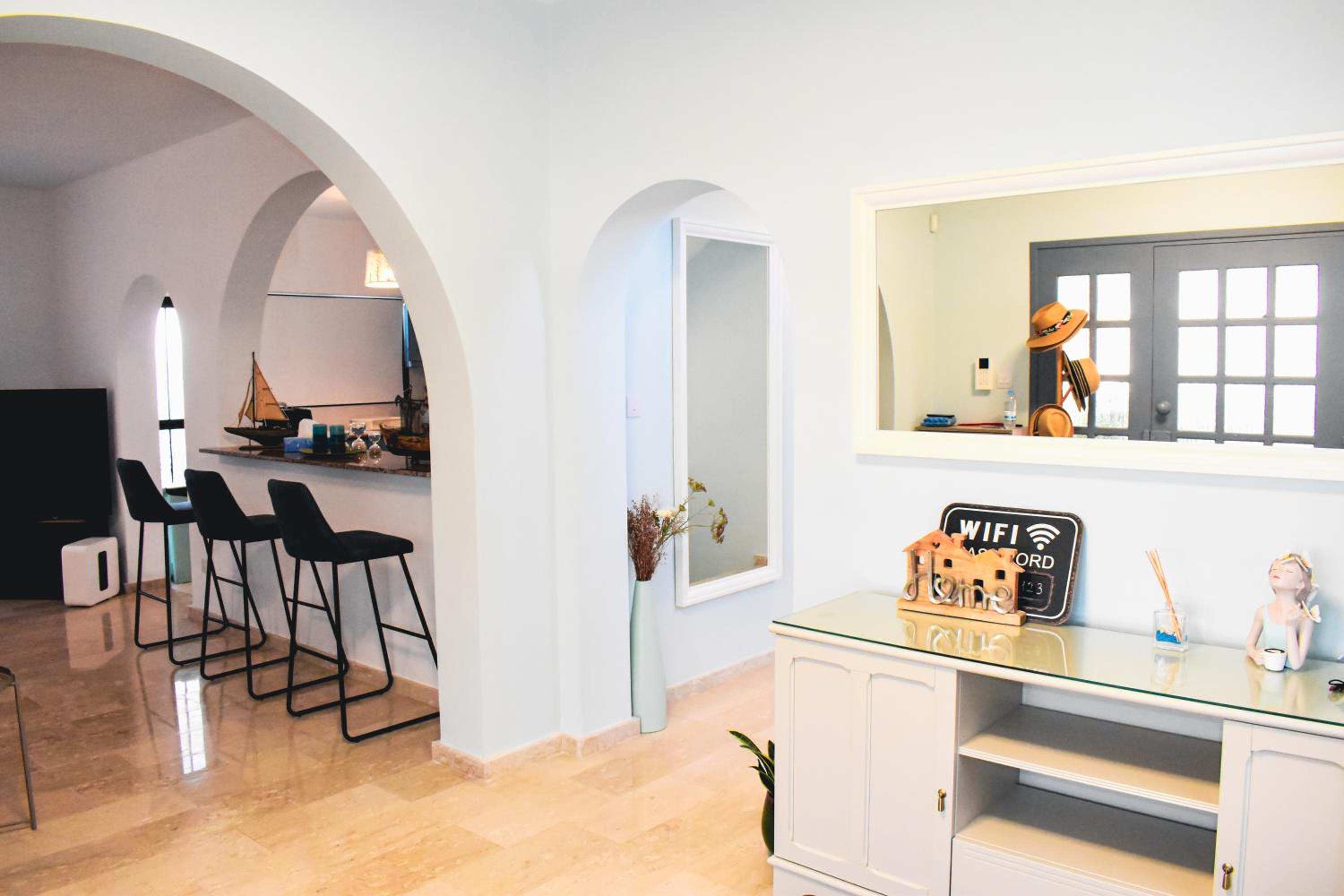 VILLA MYKONOS