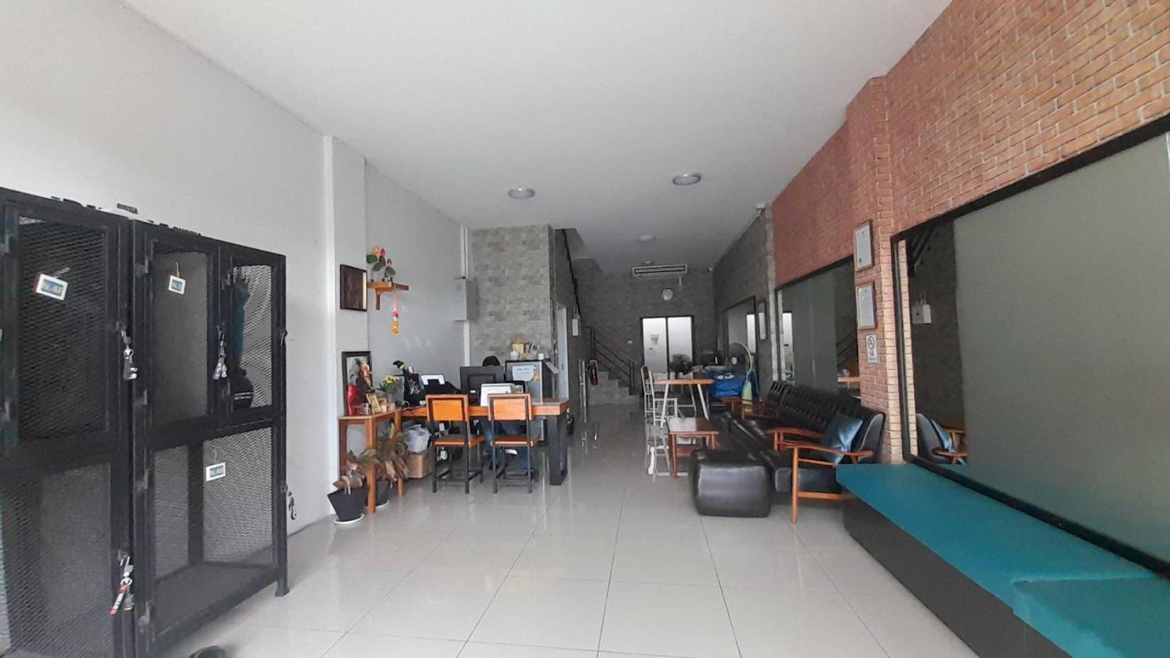 HOMEY-Sleepy Don Mueang Airport Hostel