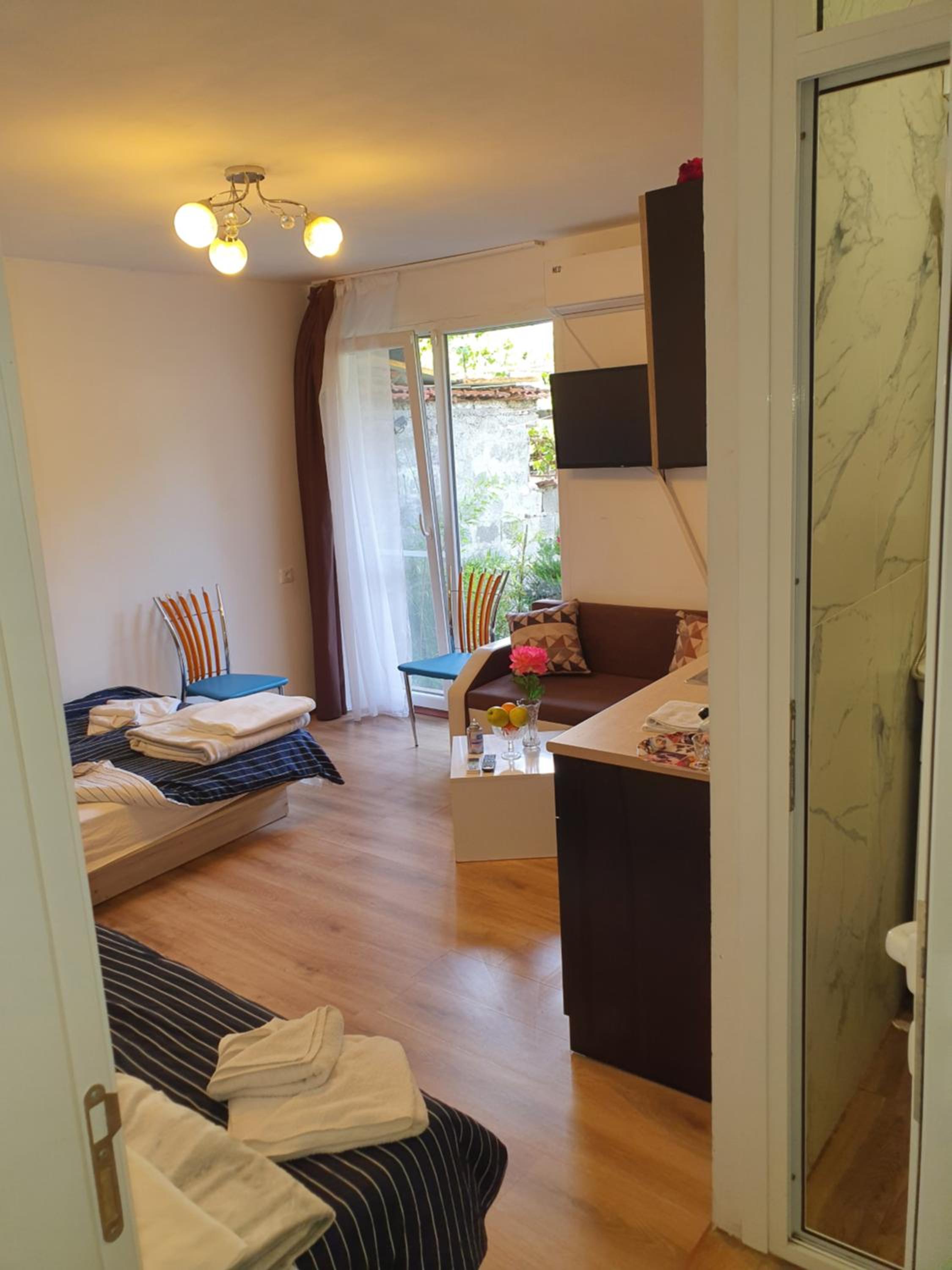THE CENTER Apartments Comfort 3 view 4