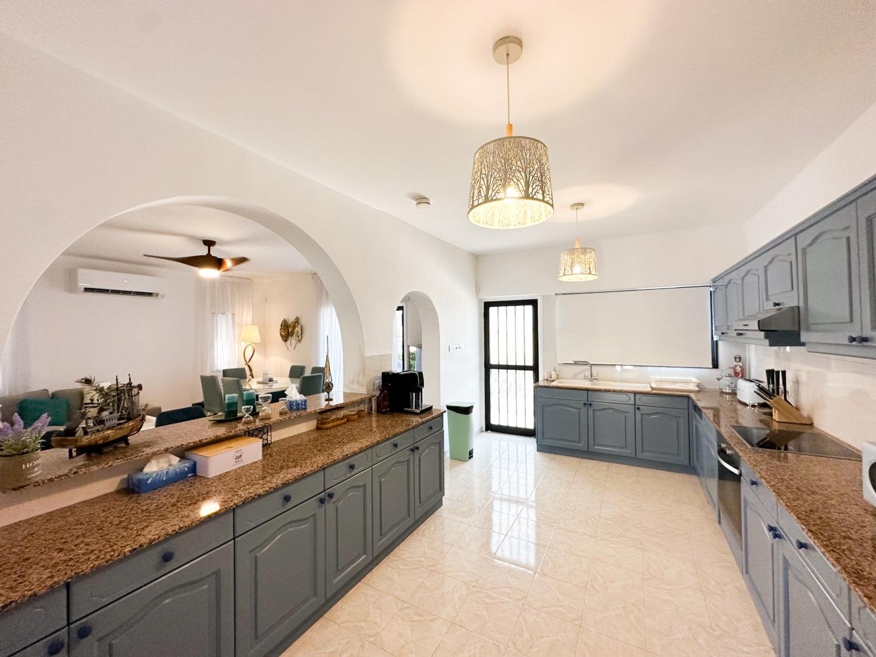 VILLA MYKONOS