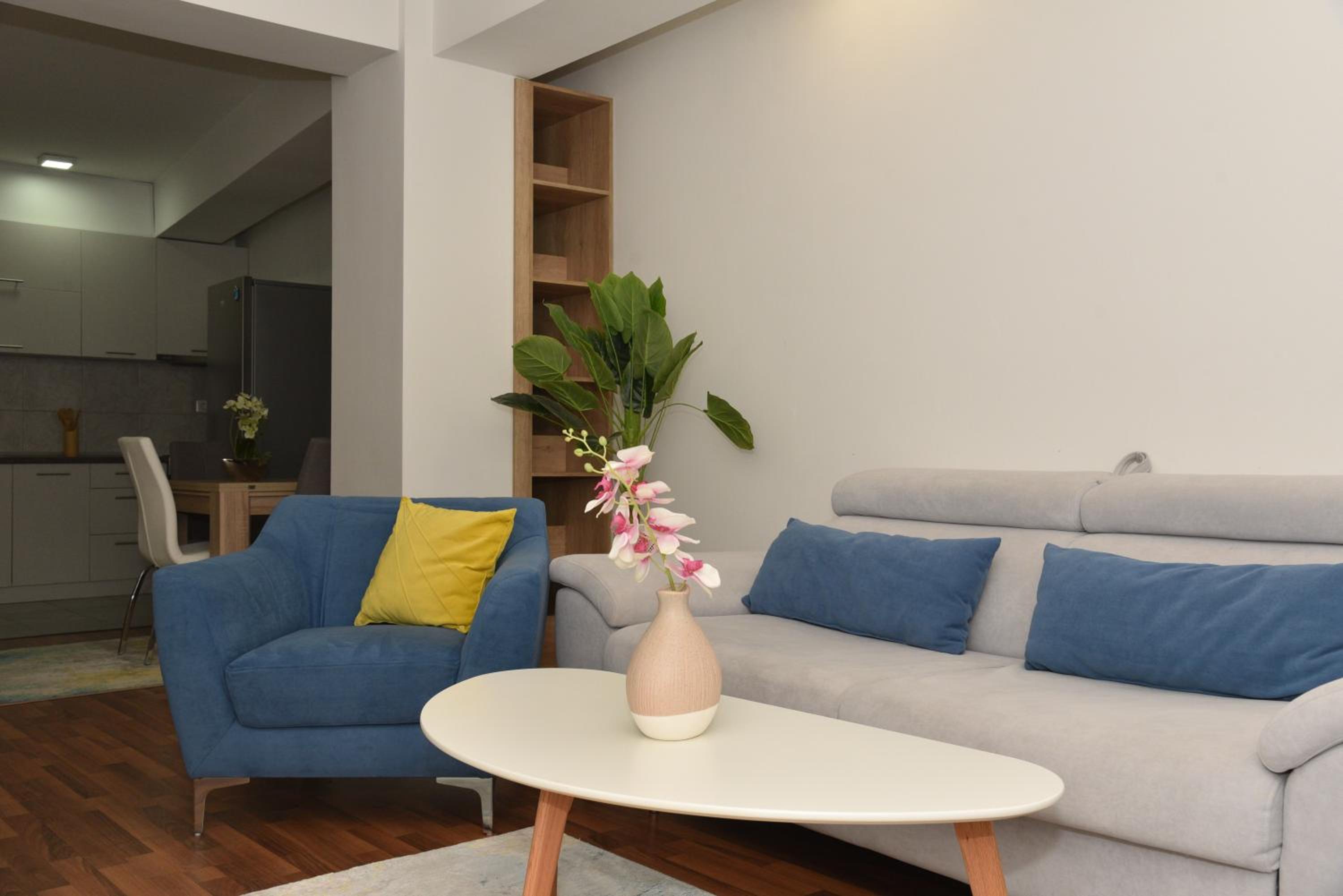 Boda Apartments