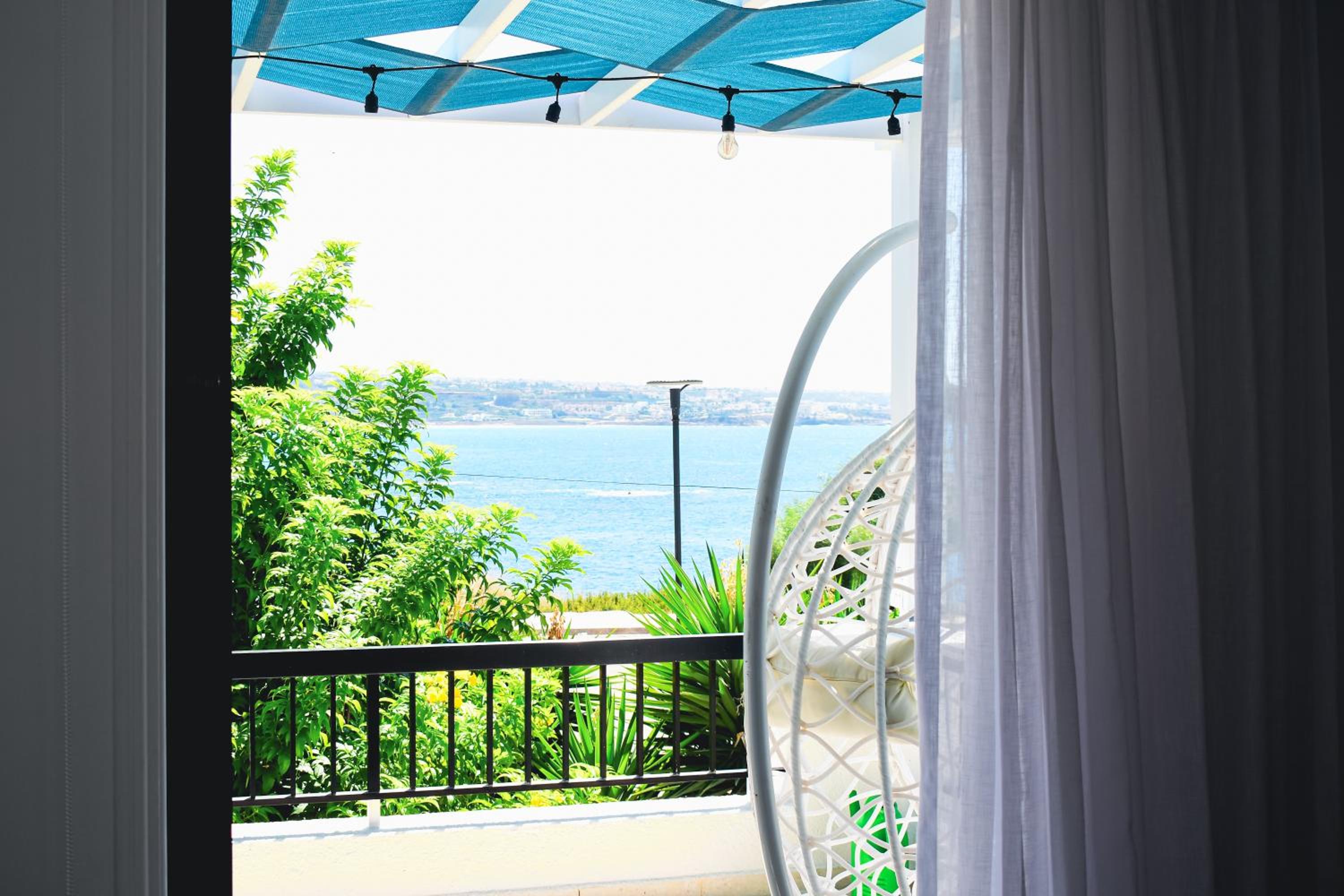 VILLA MYKONOS