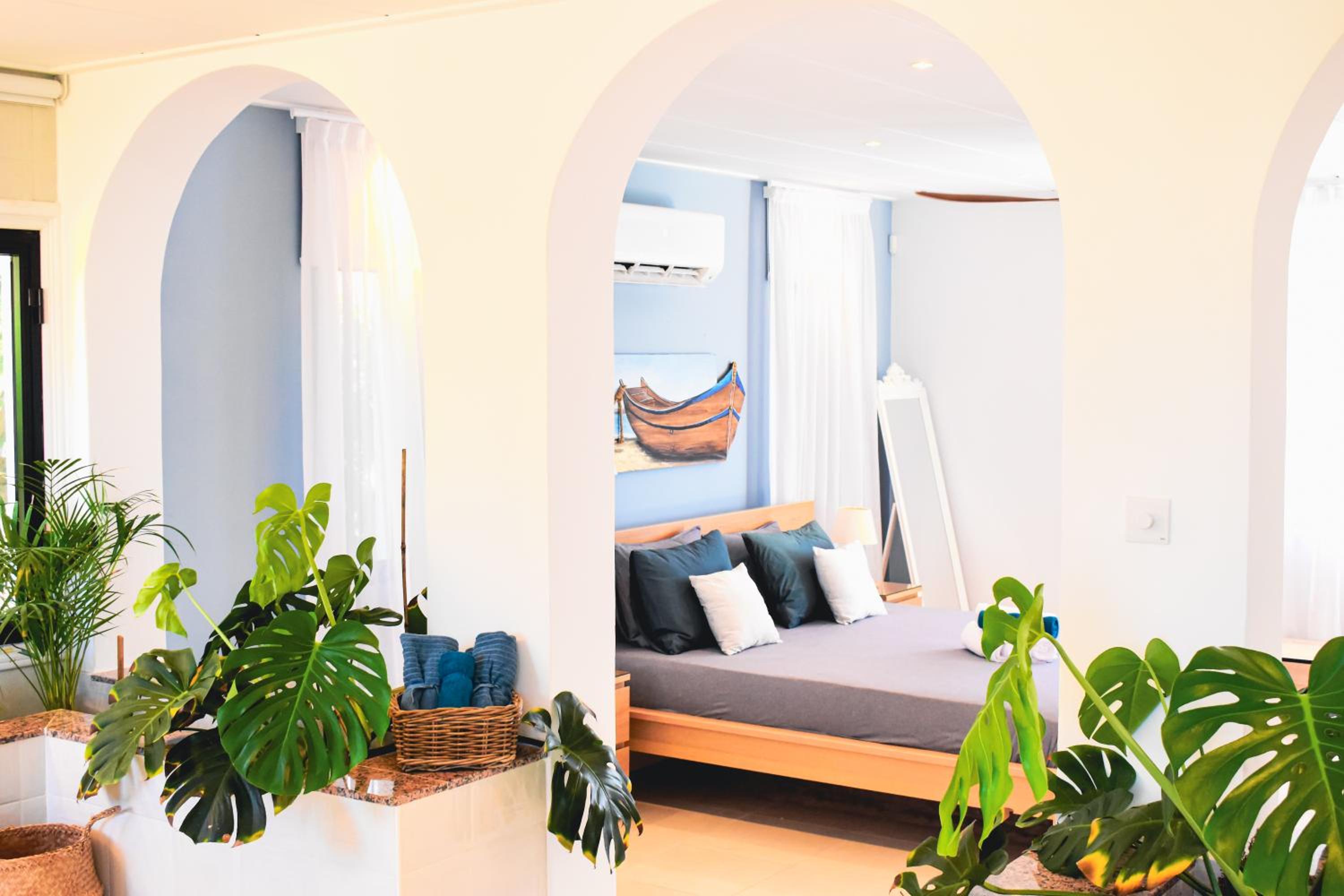 VILLA MYKONOS