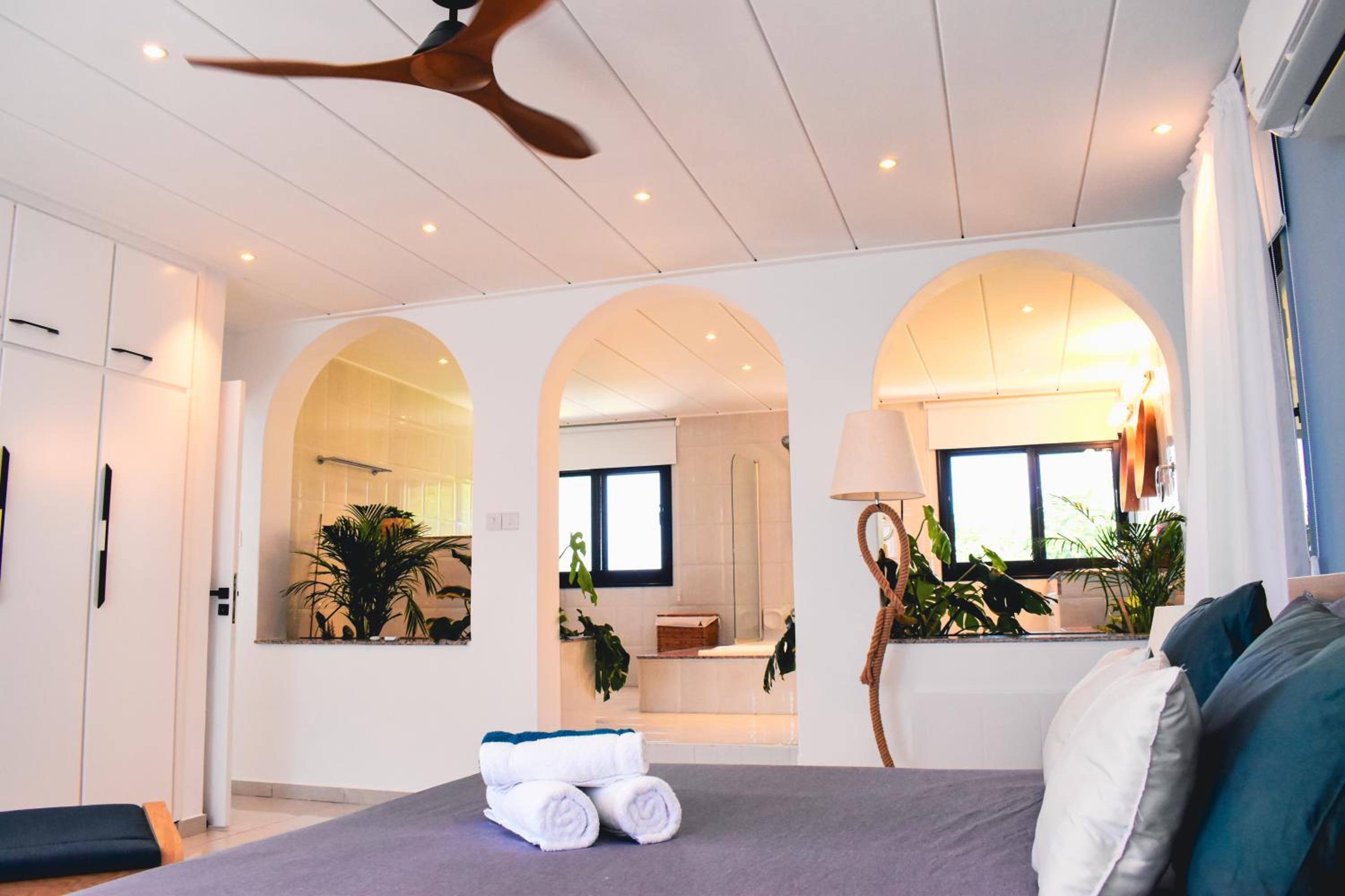 VILLA MYKONOS
