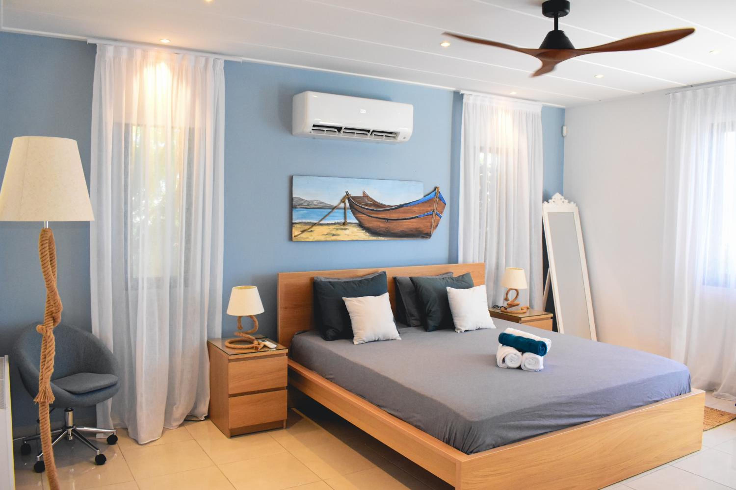 VILLA MYKONOS