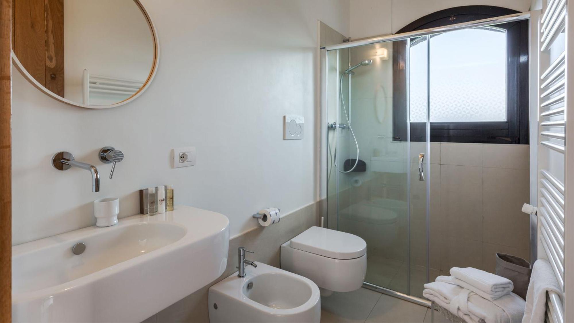 Talè Restaurant & Suite
