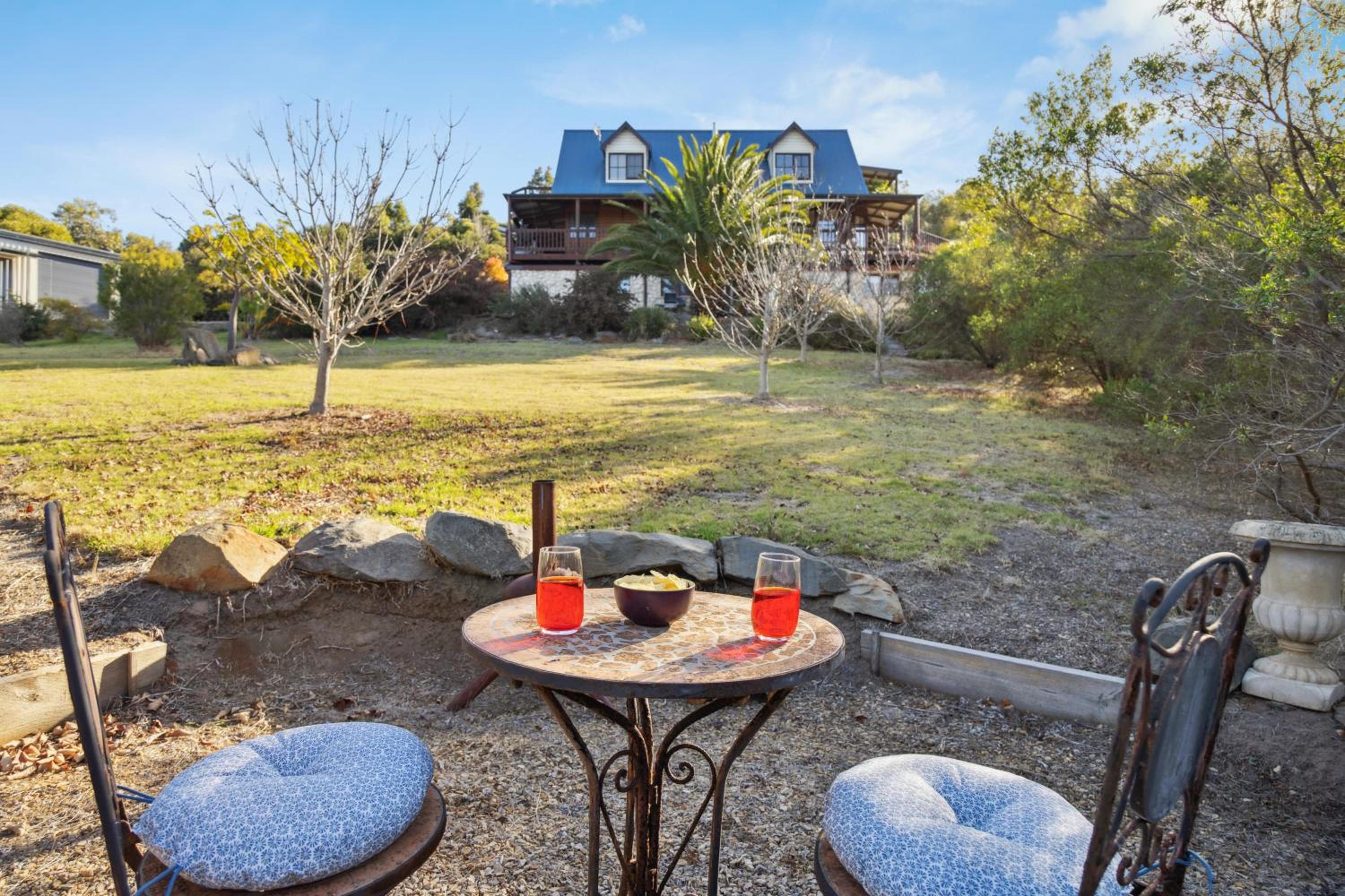 Hill Moi Country stay by the Sea
