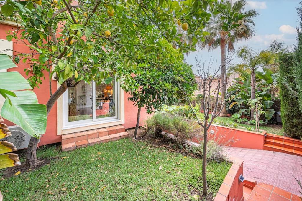 House Marbella - 8 persons-Pool heater-Wifi view 3
