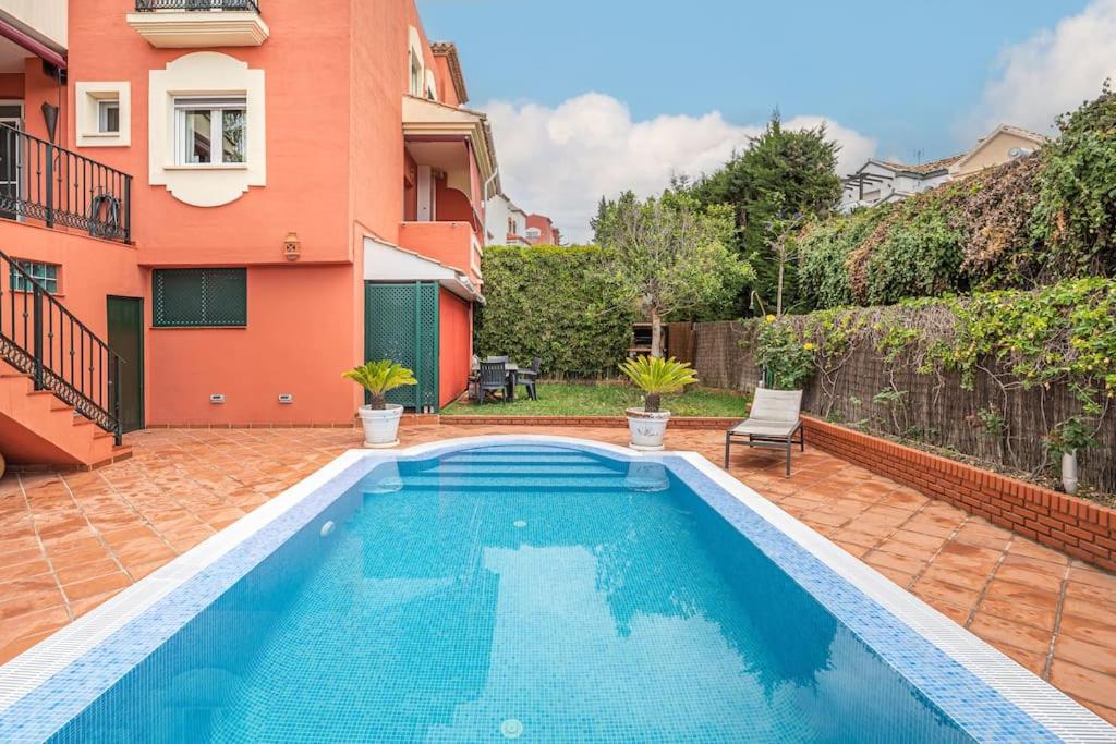 House Marbella - 8 persons-Pool heater-Wifi view 2