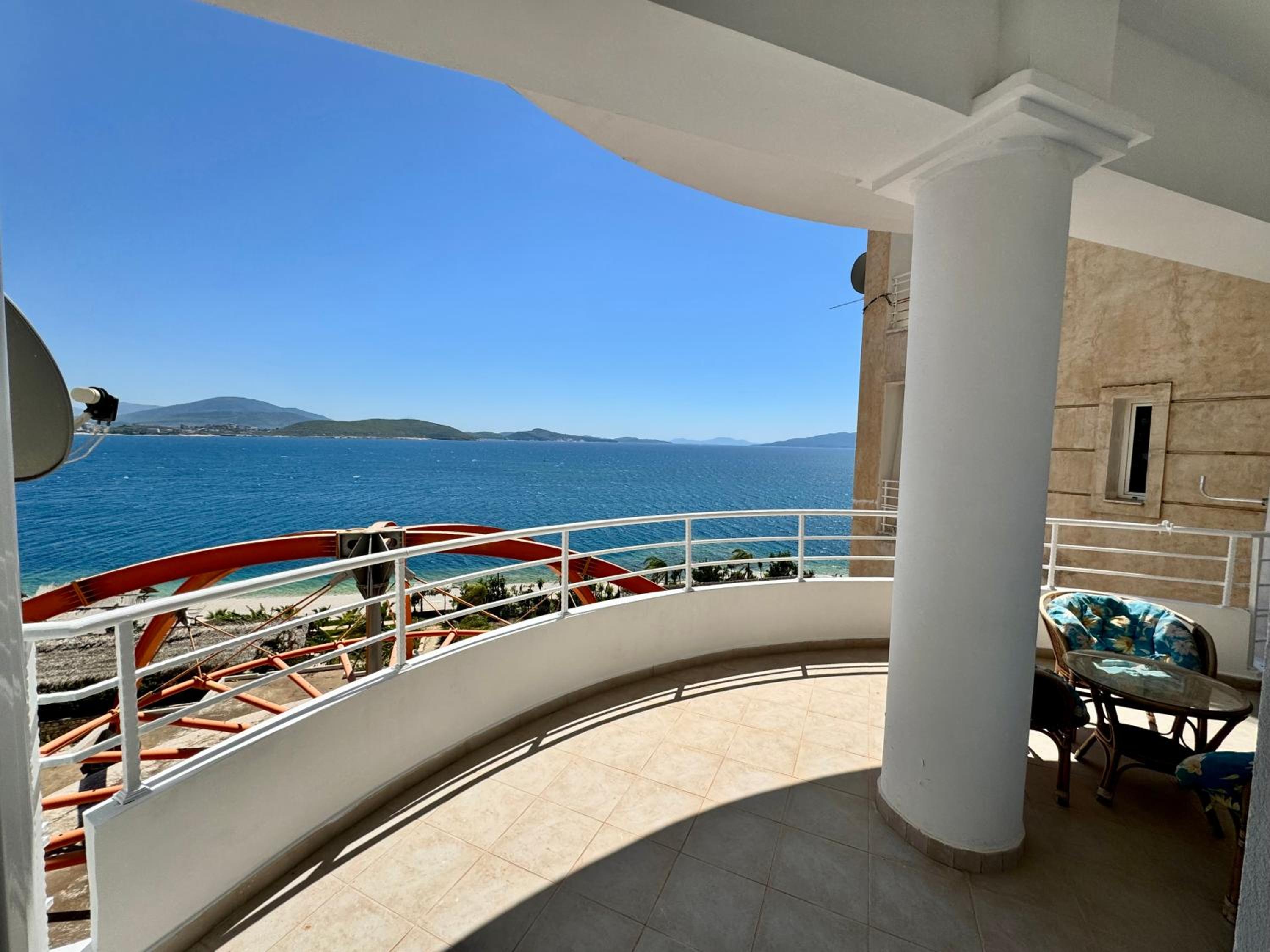 Red Infinity SeaView Apartment Saranda