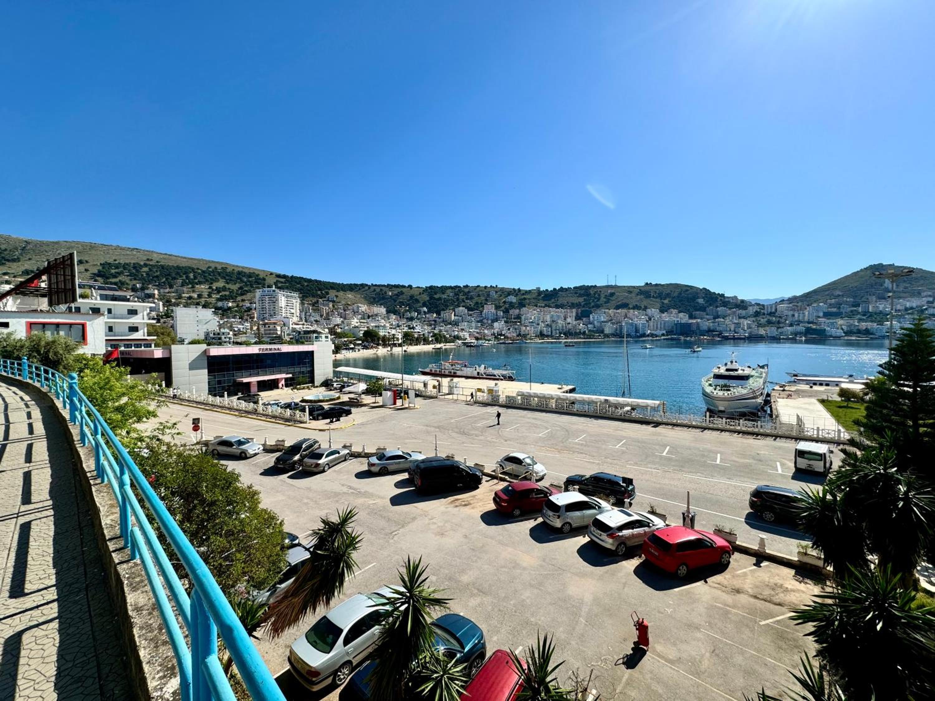 Red Infinity SeaView Apartment Saranda