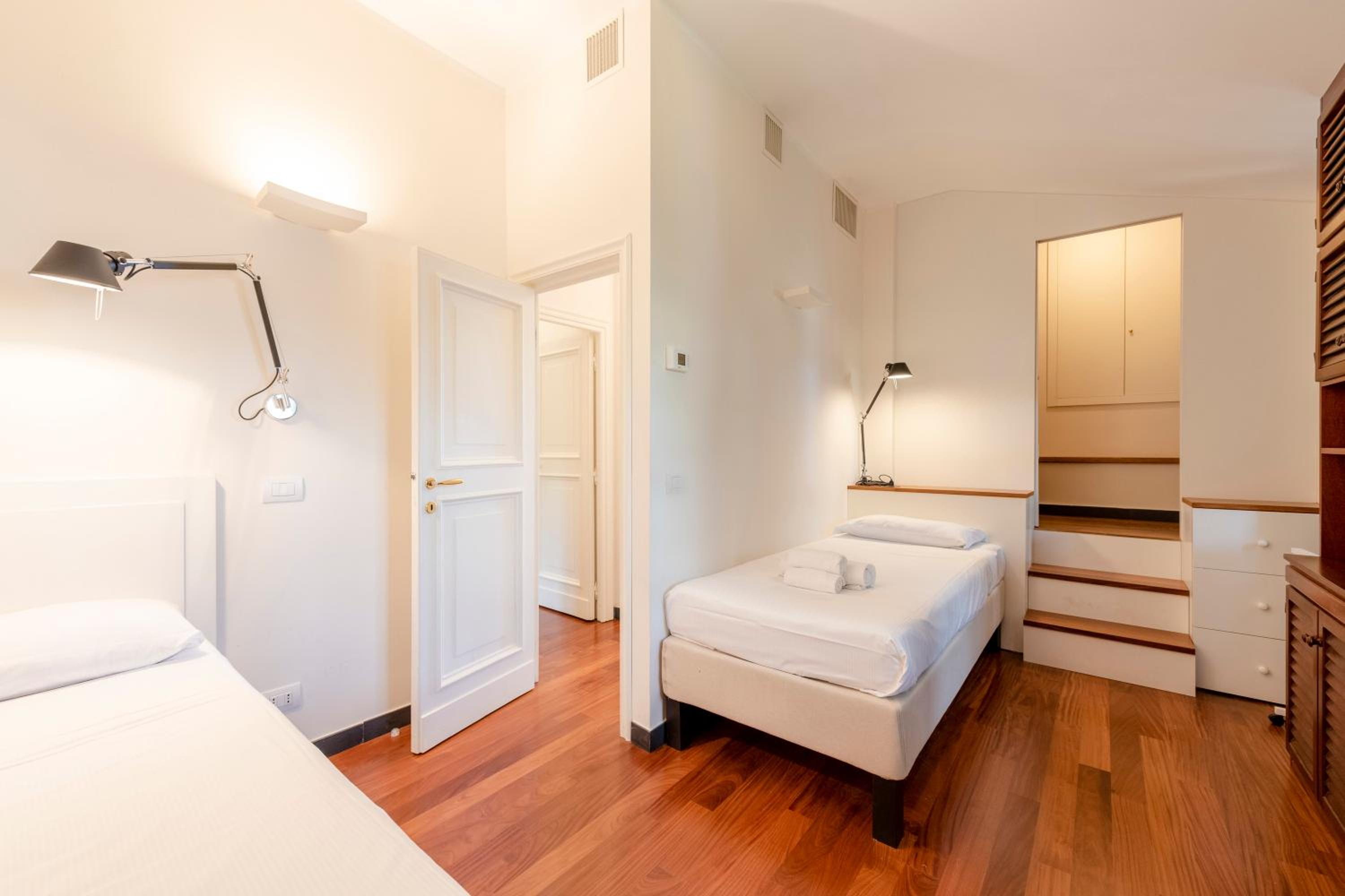 Wonderful Villa In Mulinetti view 3