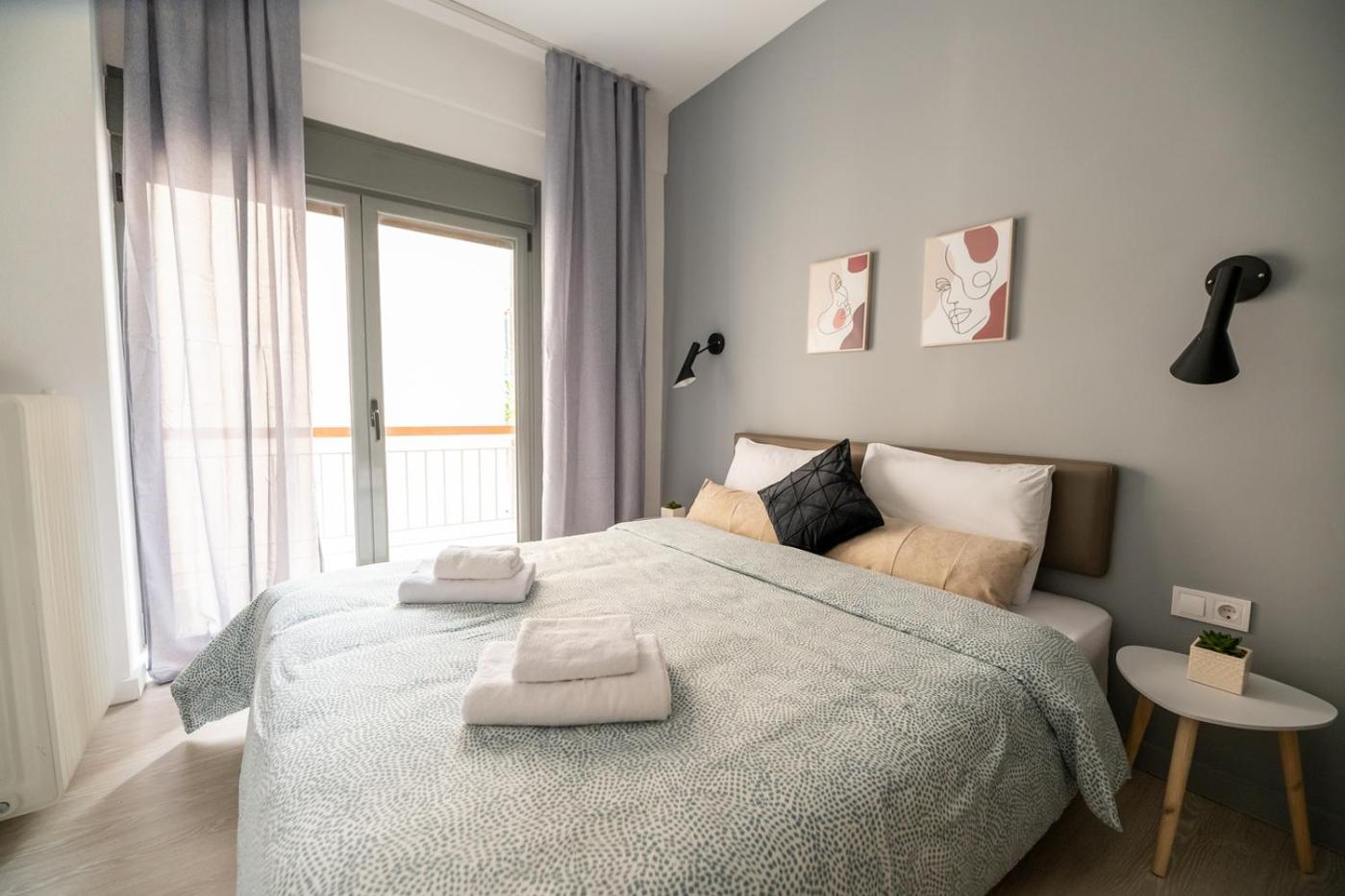 Stylish 3BR apartment in Pagkrati (PRAT_6)