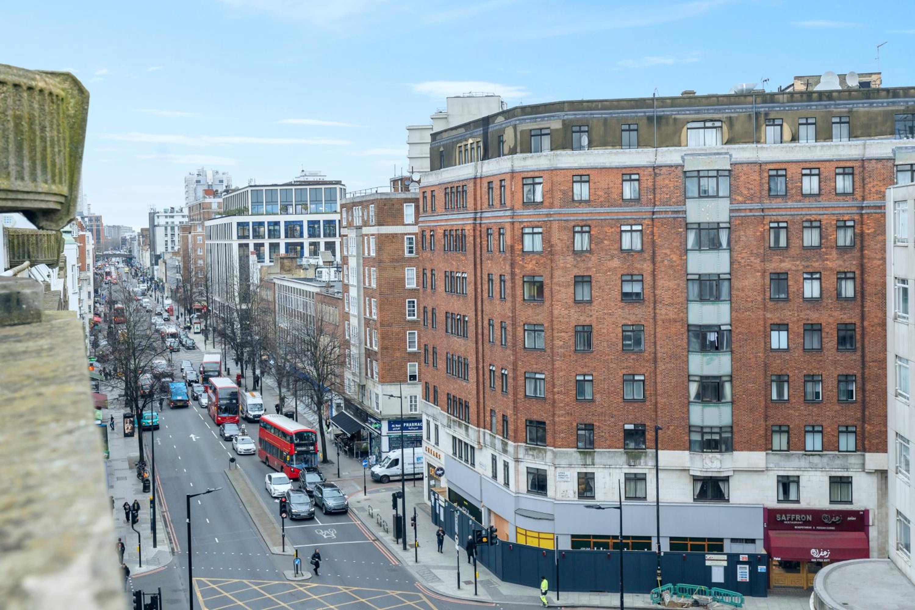 Mayfair Haven Stylish 2 Bed in Central London 65GCM