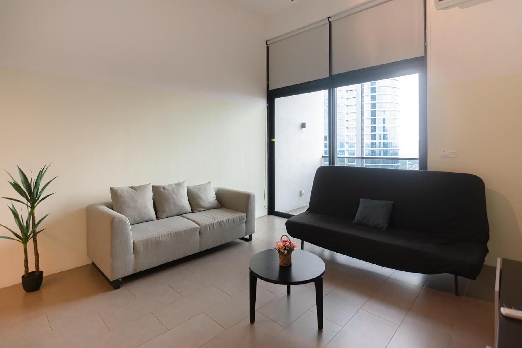 A Lovely High-Floor Loft at EST Brickfields
