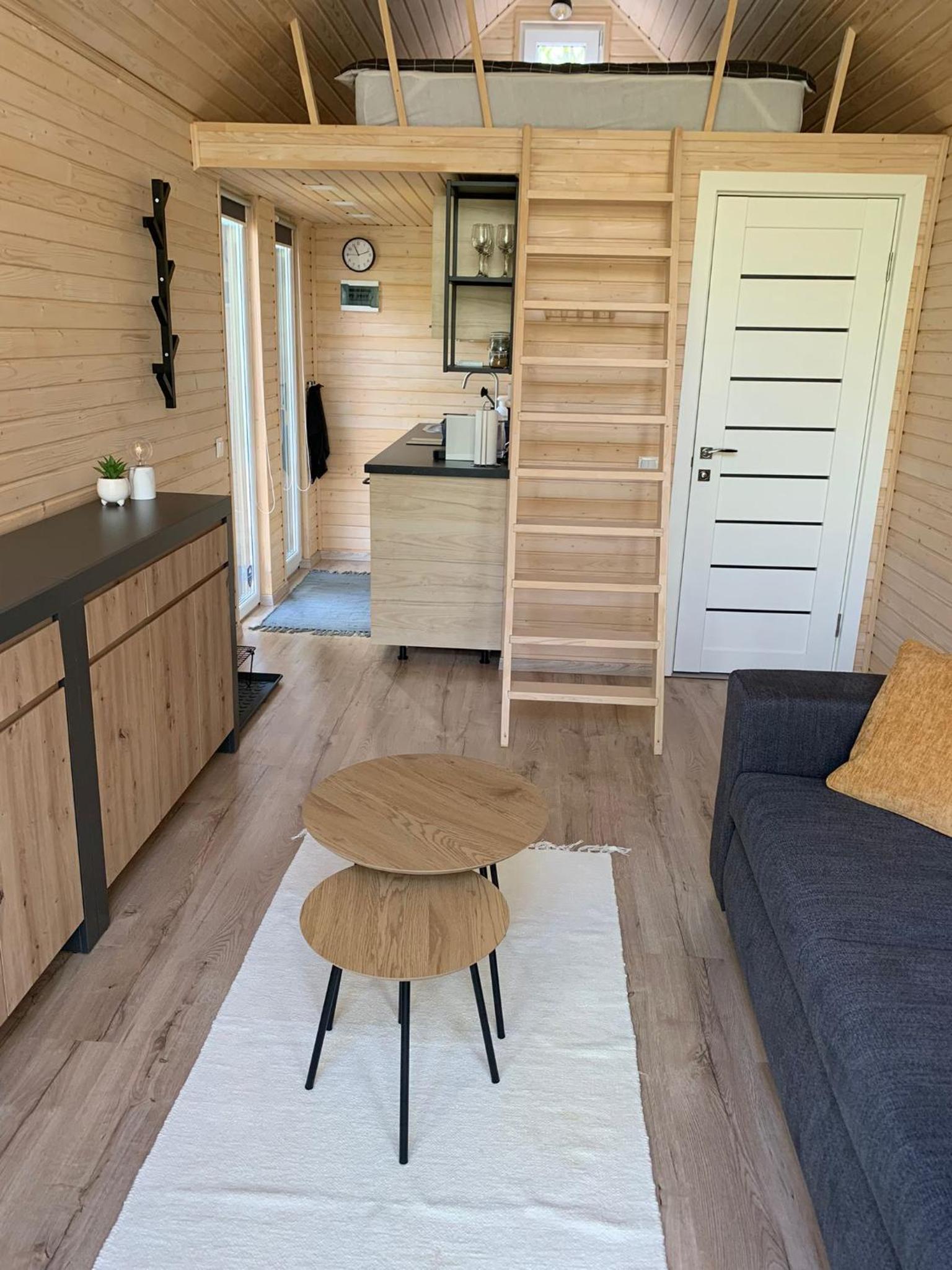 Zbrusu nový luxusní Tiny House kousek od Moravského krasu