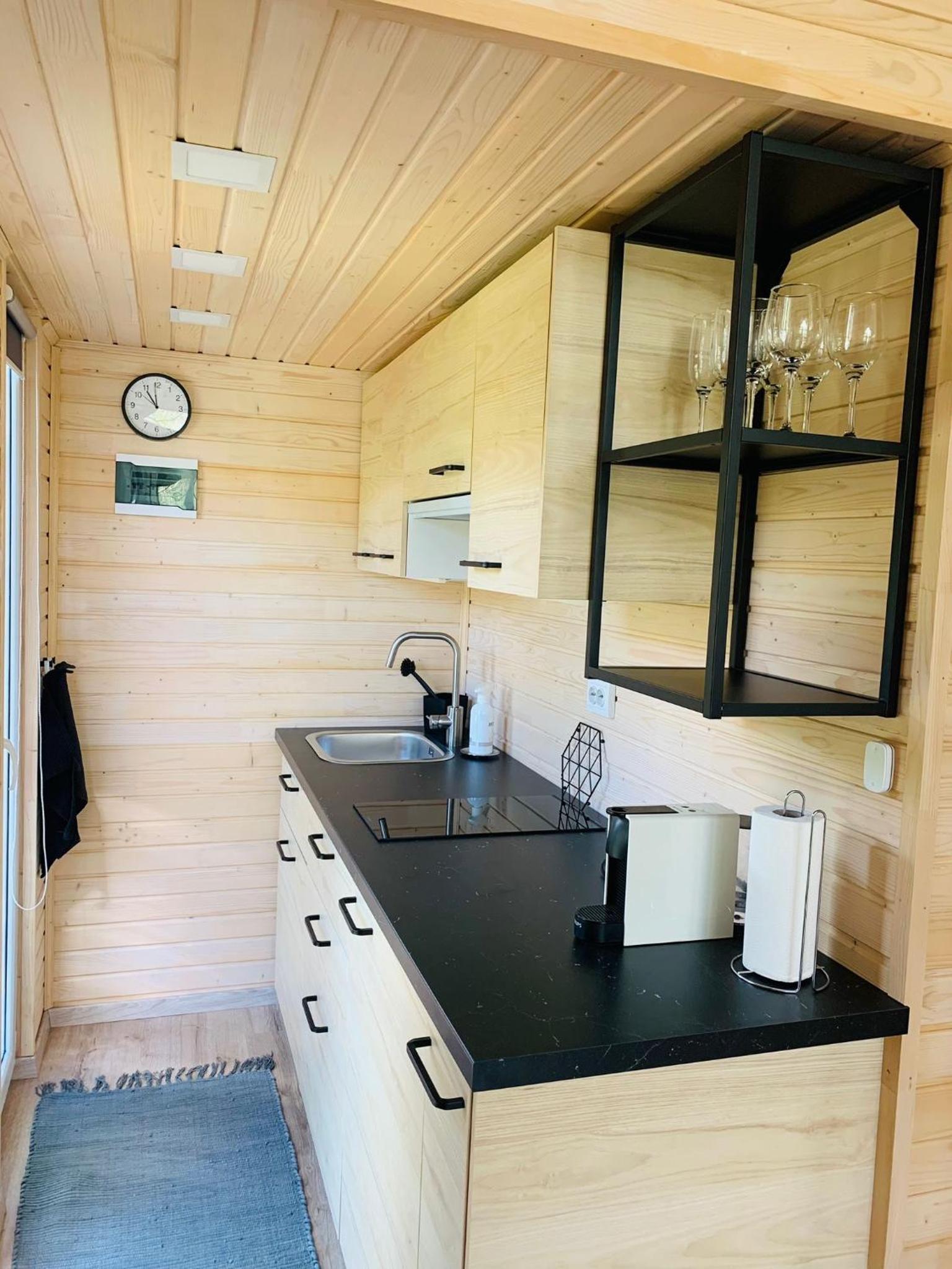 Zbrusu nový luxusní Tiny House kousek od Moravského krasu