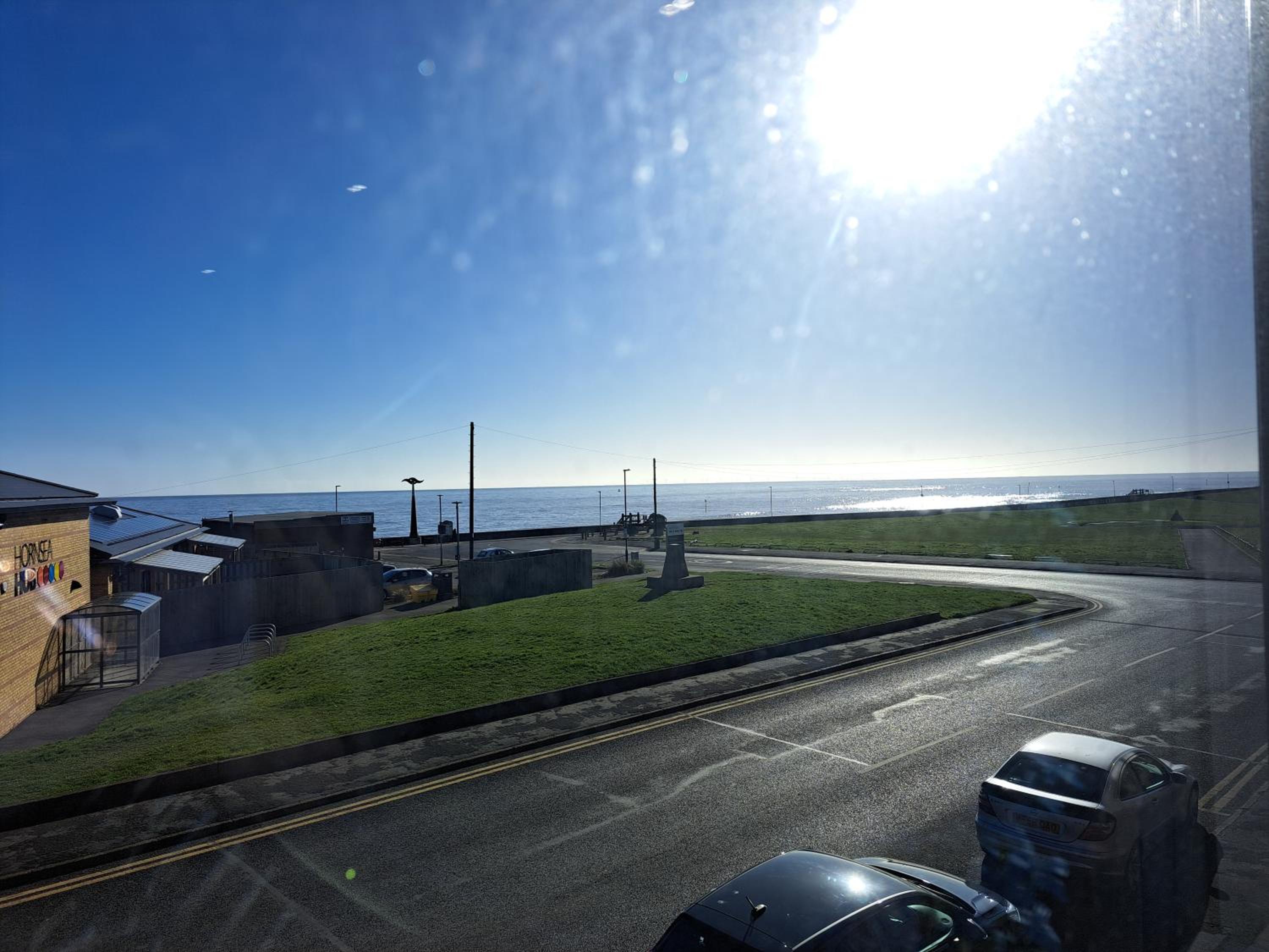 Seashell - Hornsea Duplex Apartment with Sea Views and Balconies