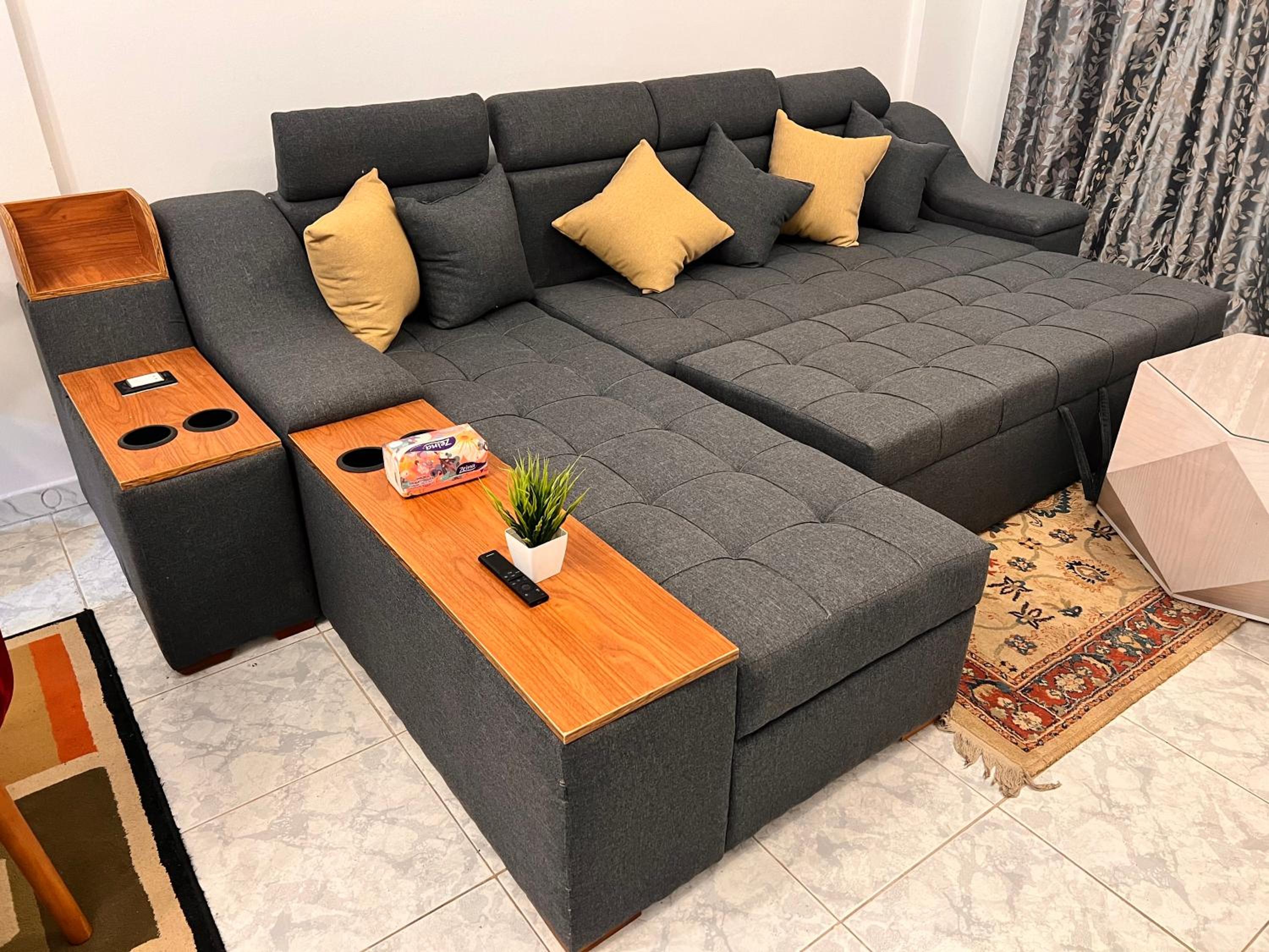 Beautiful cozy house in zayed