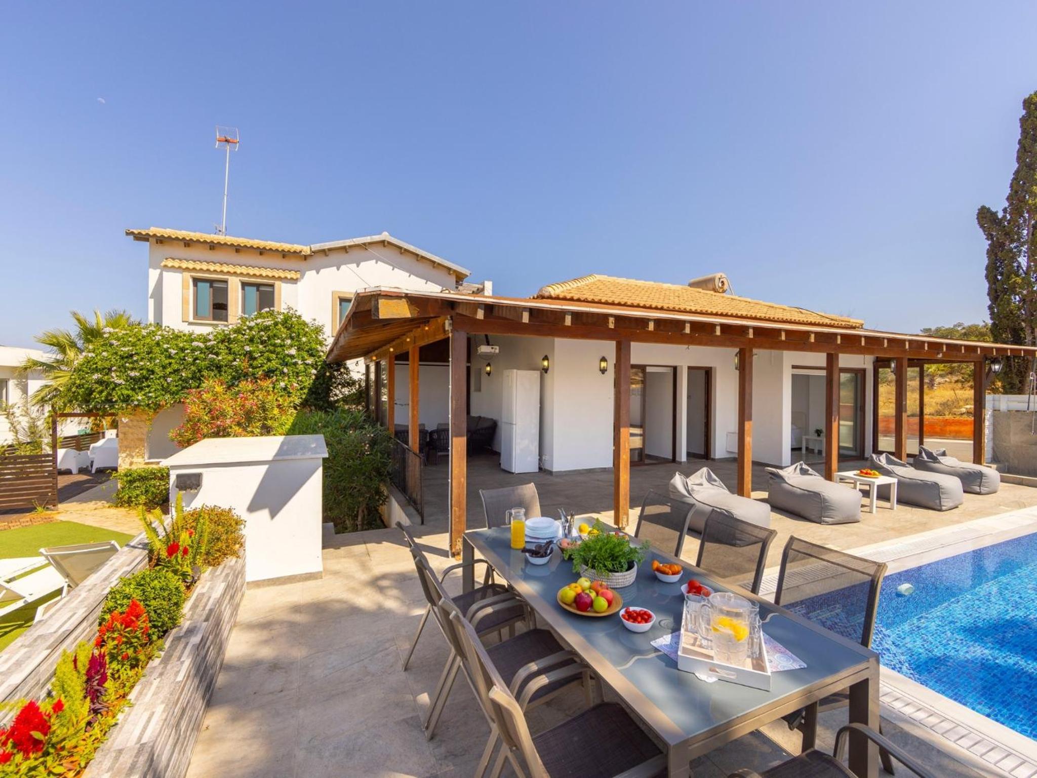 Hotel Villa Socrates - Image 1