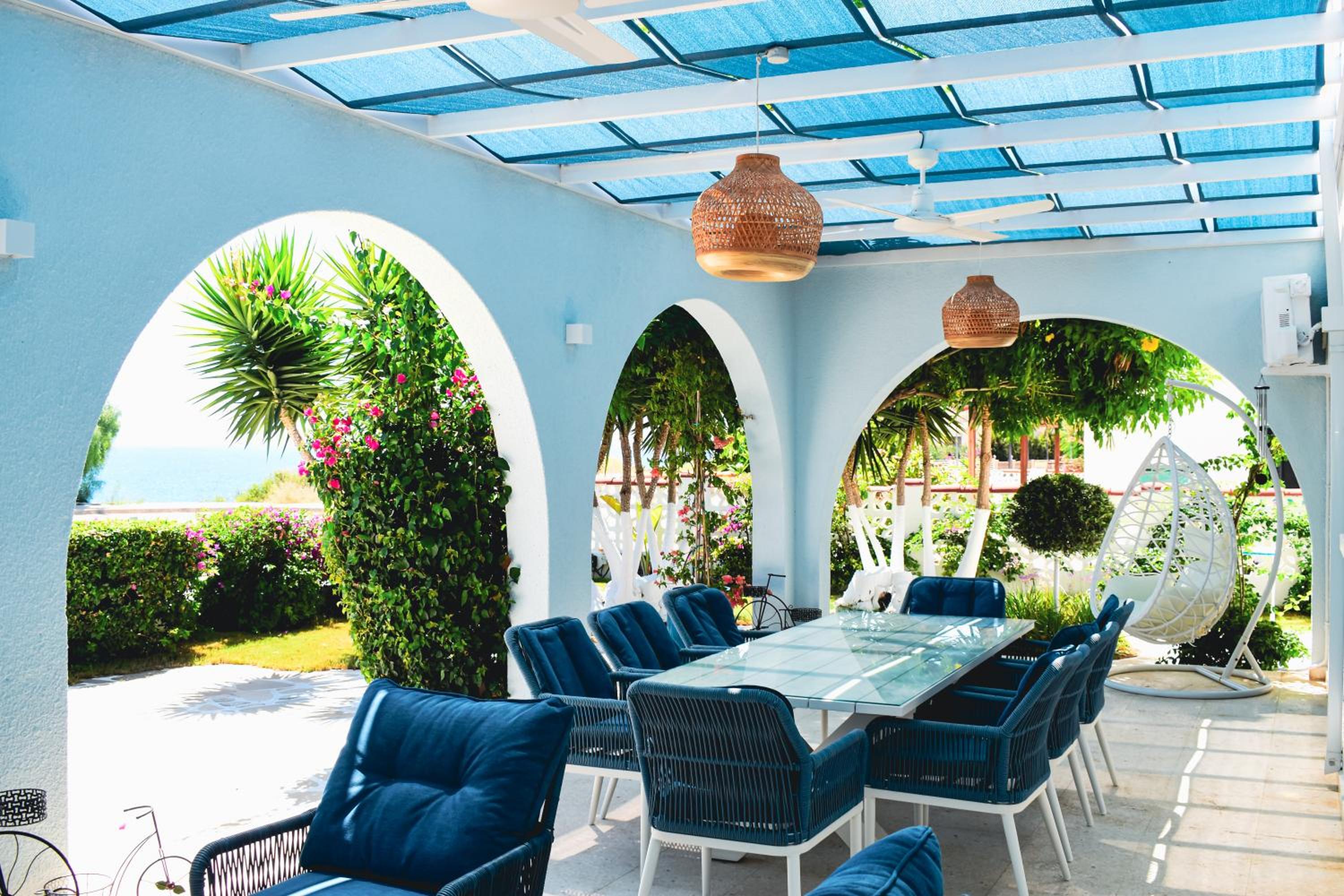 VILLA MYKONOS