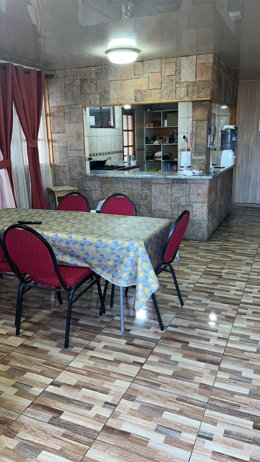 Hostal El Tatio, habitación con baño privado