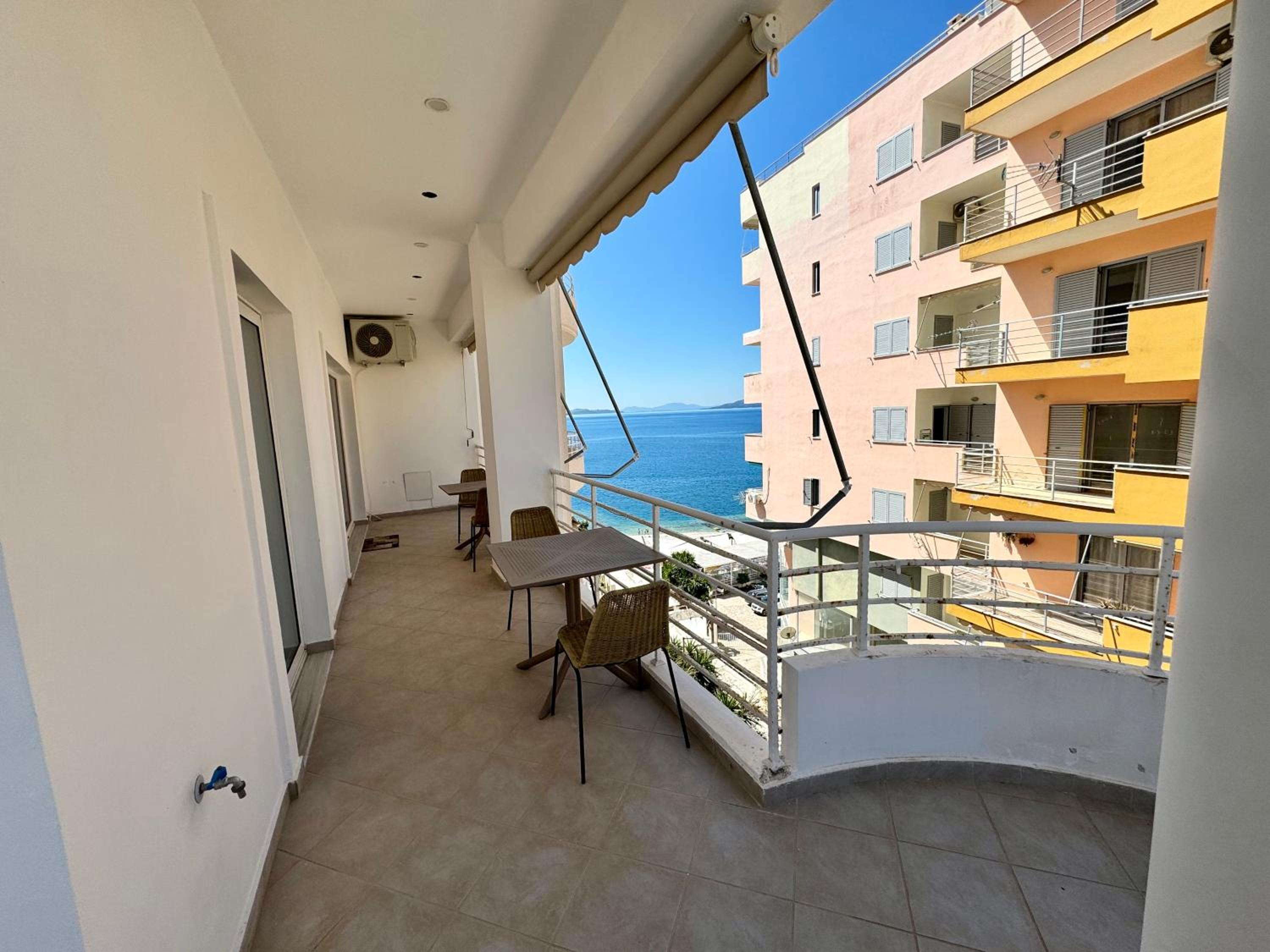 Turquoise Superior Apartment 6 Persons