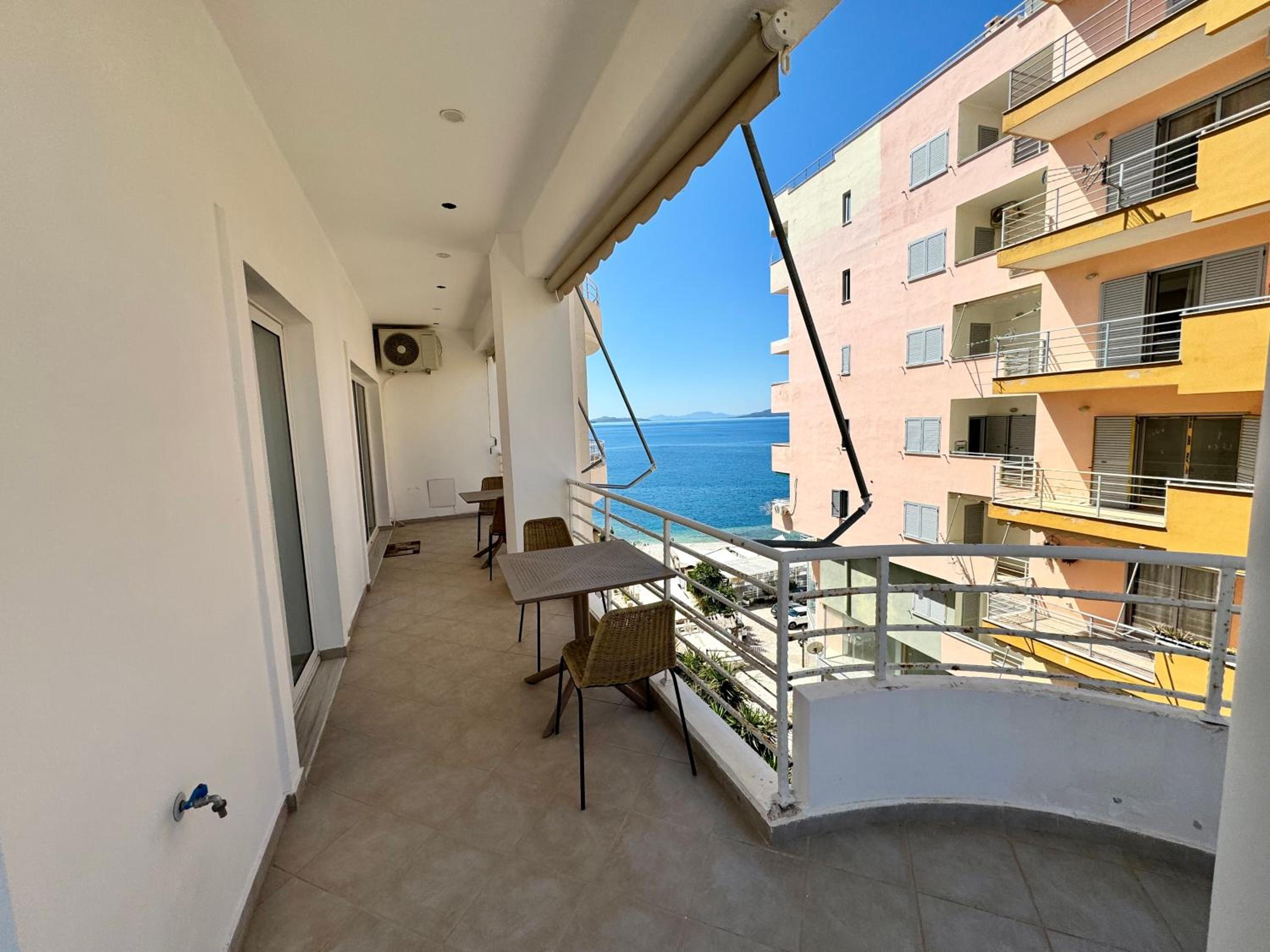 Turquoise Superior Apartment 6 Persons