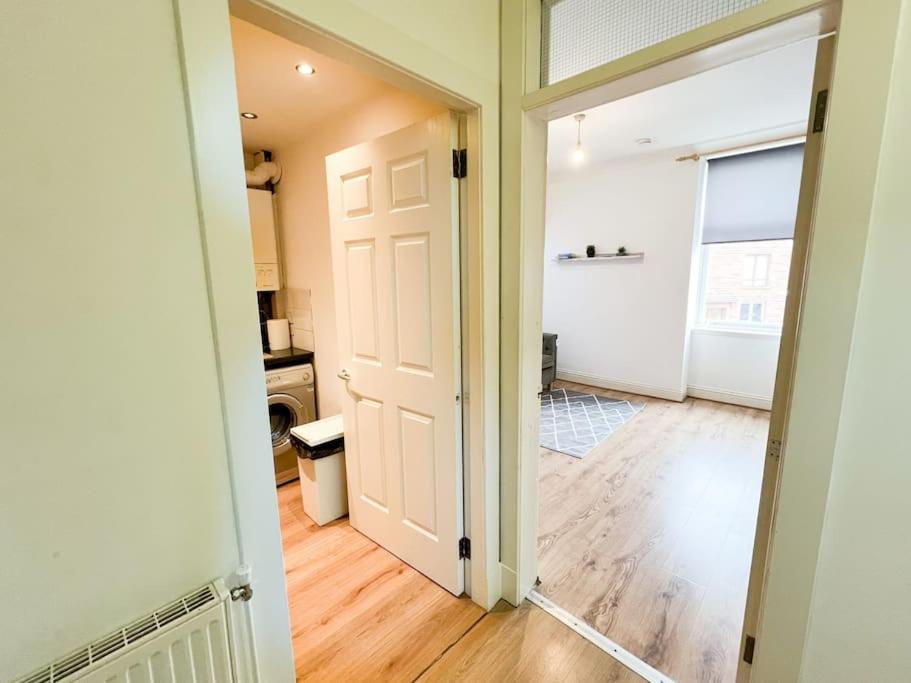 Chic Minimalist Retreat in Ibrox view 2
