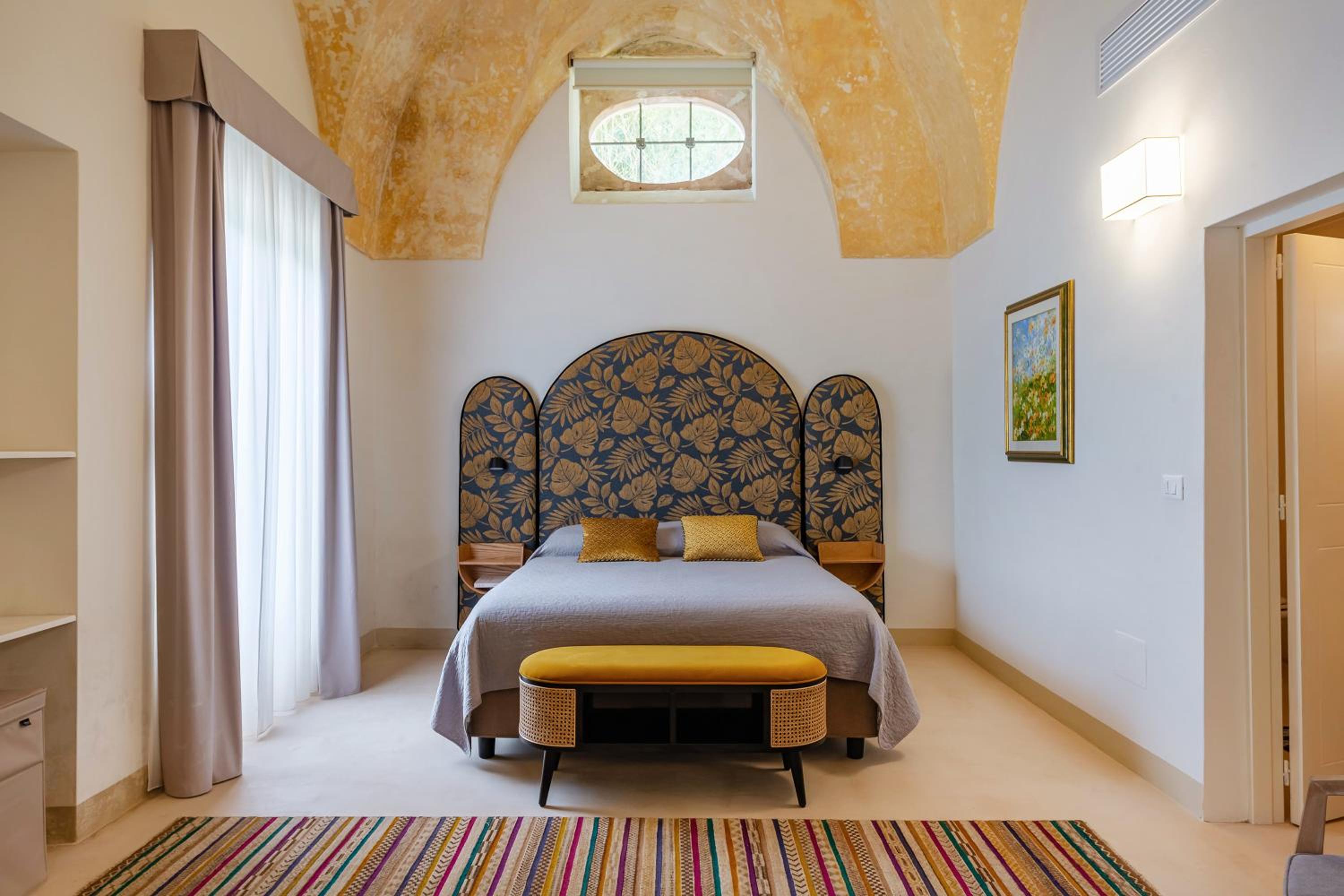 Villa Vallone Luxury With Pool - Happy Rentals