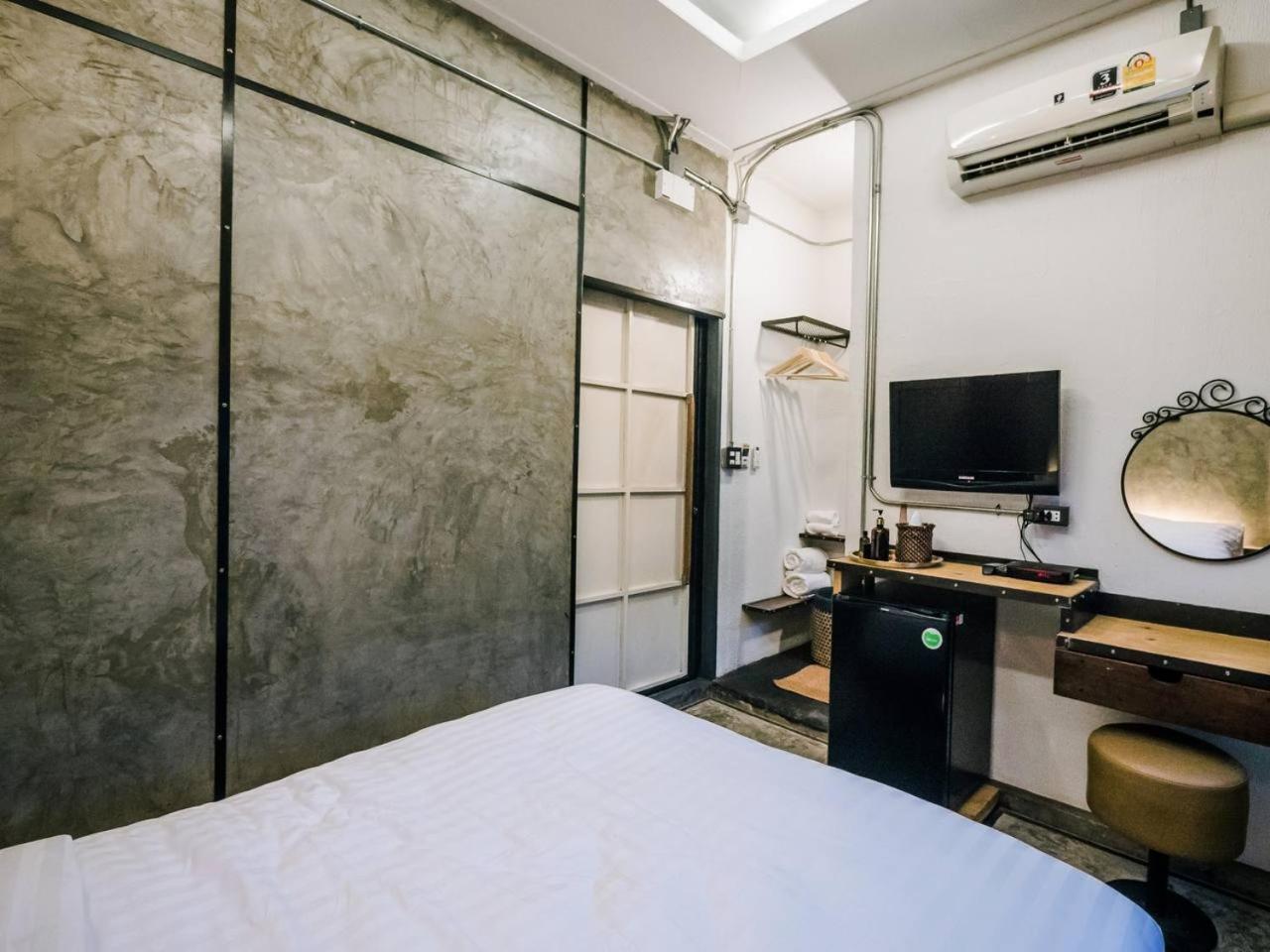 Zeds Hostel Bangkok
