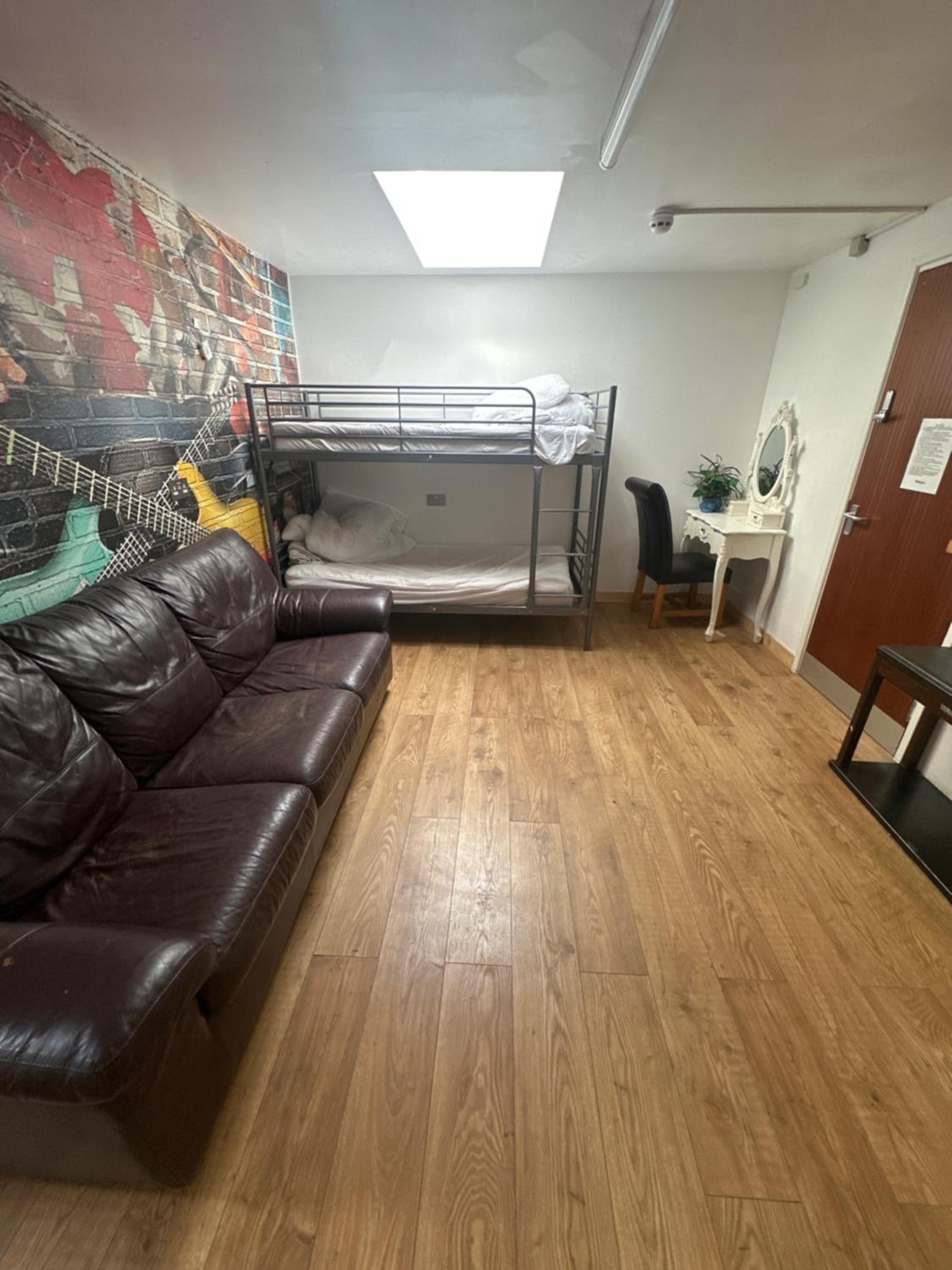 Barrs court Beds view 4