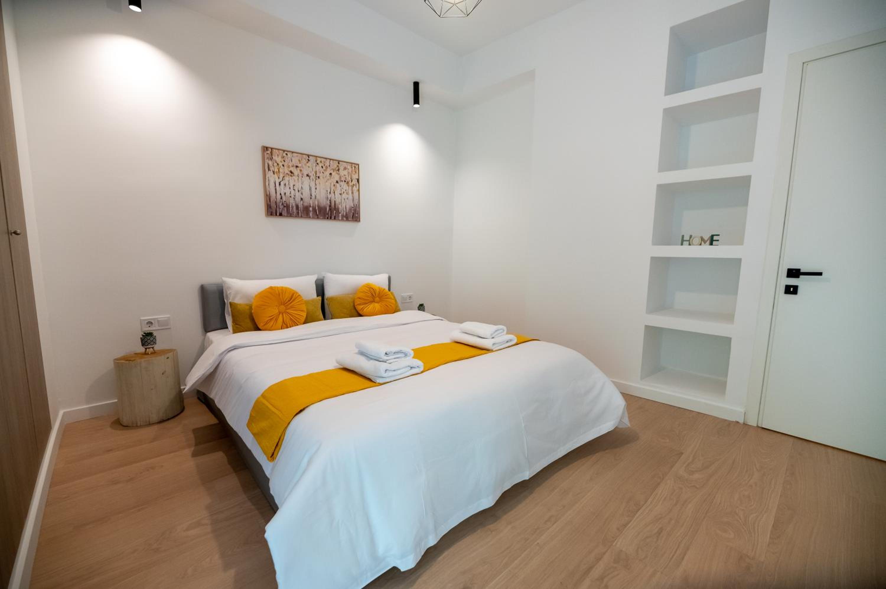 Spacious 3BR apartment in Pagkrati (PRAT_9)