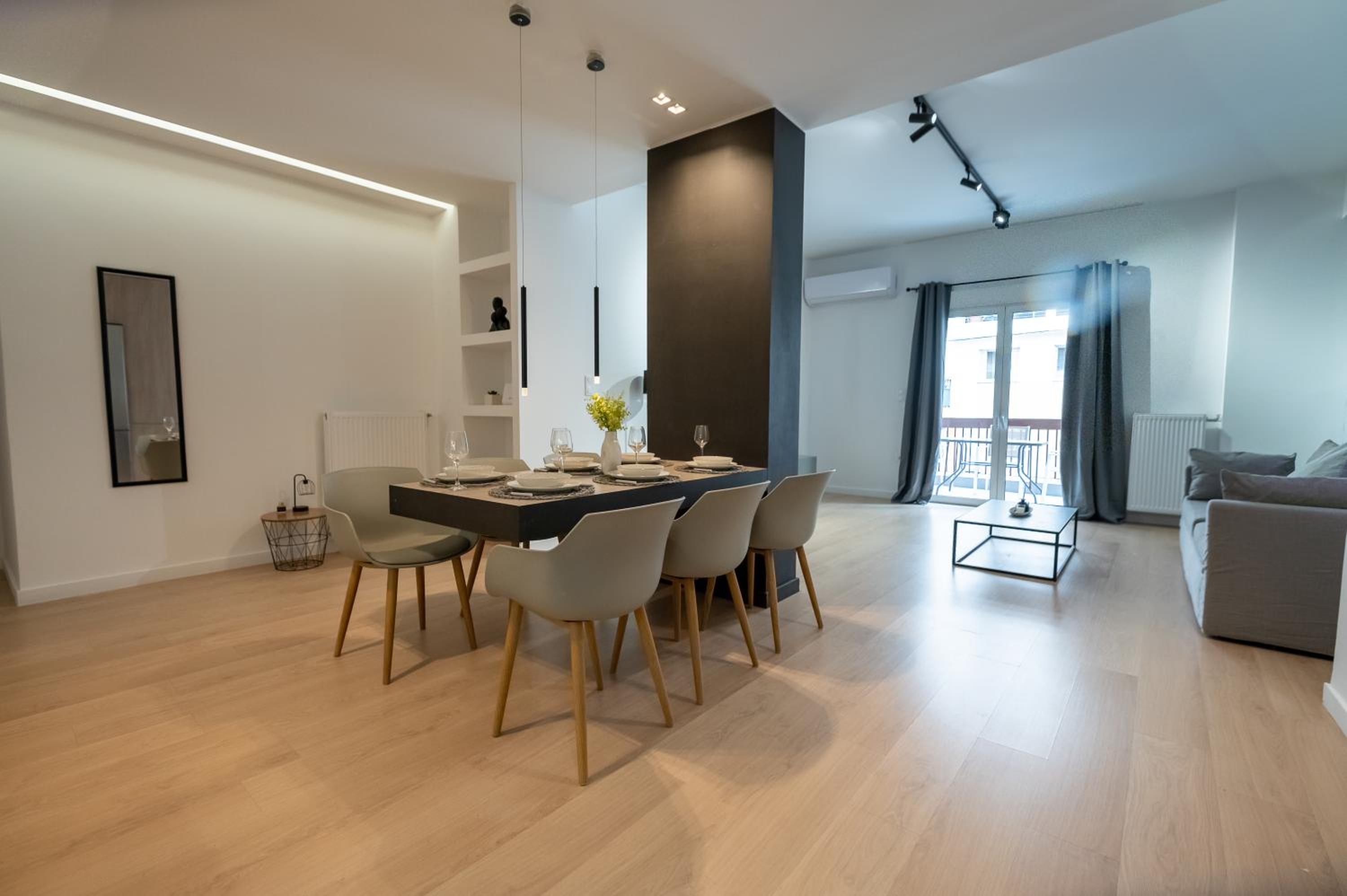 Spacious 3BR apartment in Pagkrati (PRAT_9)